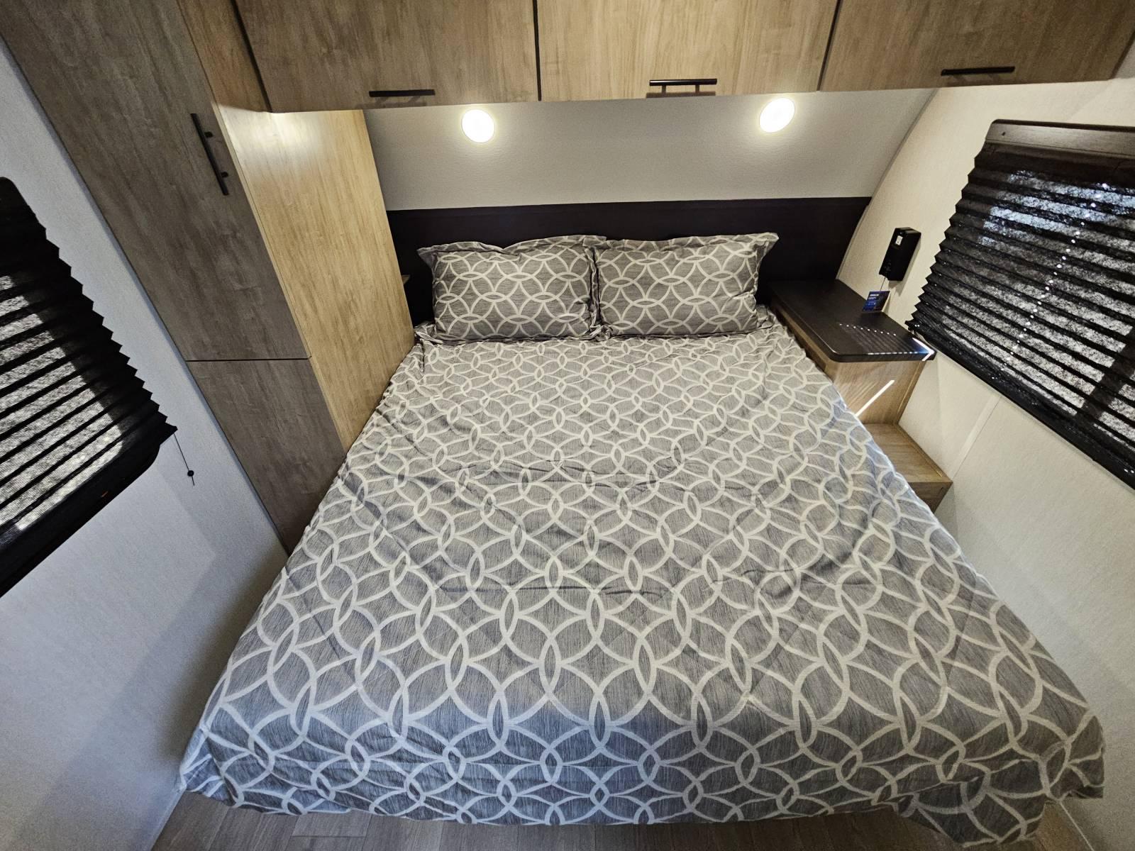 2026 Forest River 2026 Forest River Cherokee Grey Wolf - thumbnail 13