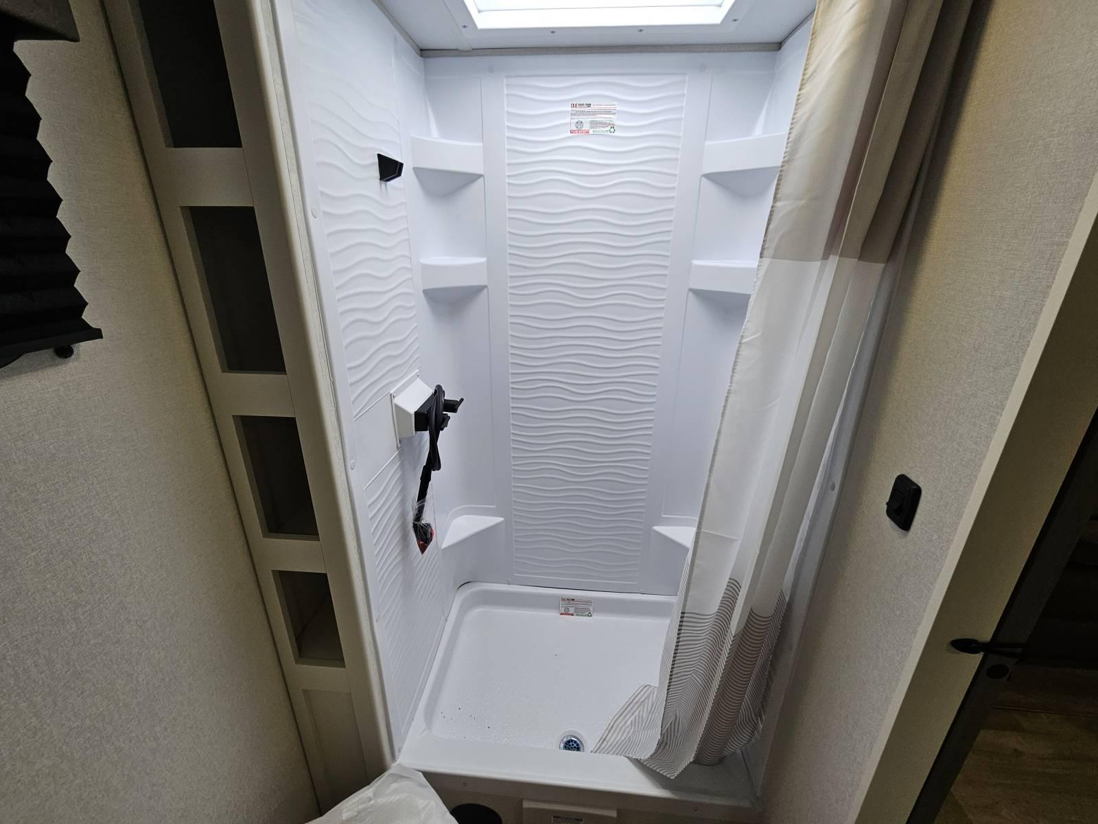 2026 Grand Design 2026 Grand Design Transcend Xplor - thumbnail 16