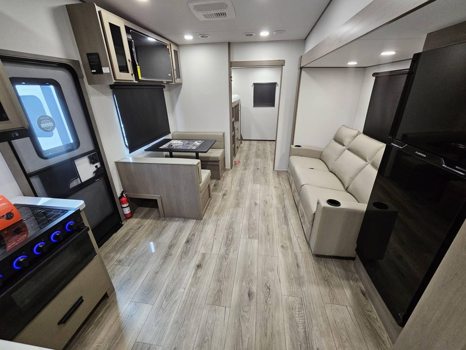 2026 Grand Design 2026 Grand Design Reflection 100 Series - thumbnail 5