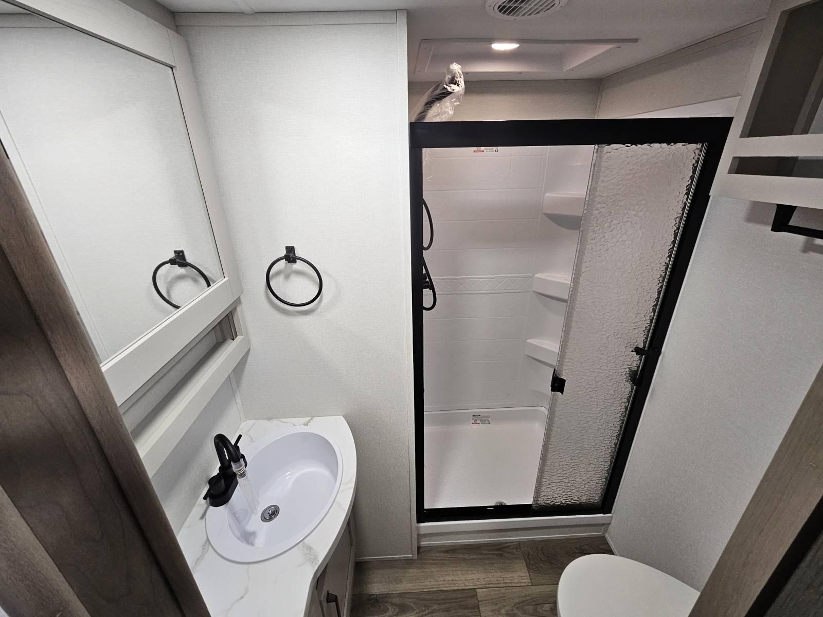 2026 Grand Design 2026 Grand Design Reflection 100 Series - thumbnail 20