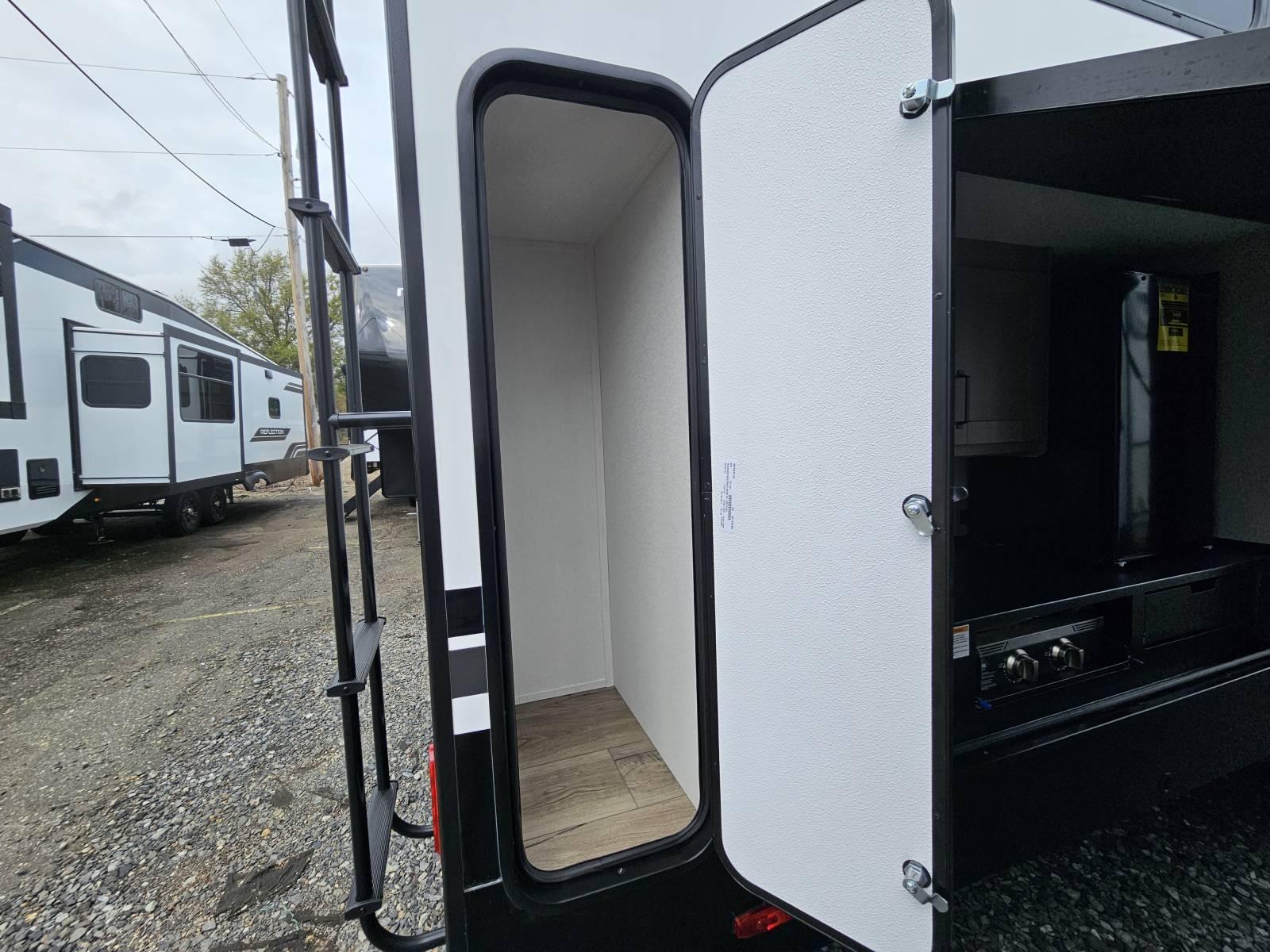 2026 Grand Design 2026 Grand Design Reflection 100 Series - thumbnail 34