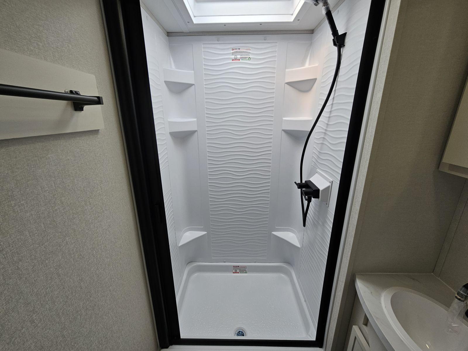 2026 Grand Design 2026 Grand Design Transcend - thumbnail 21