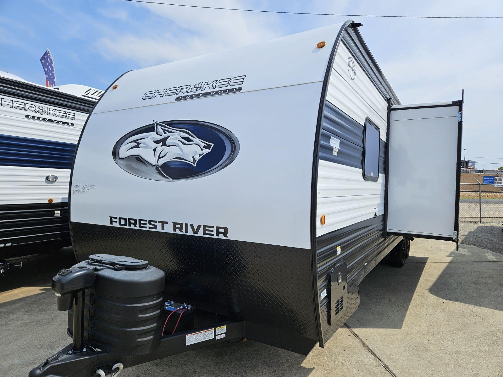 2026 Forest River 2026 Forest River Cherokee Grey Wolf - thumbnail 3