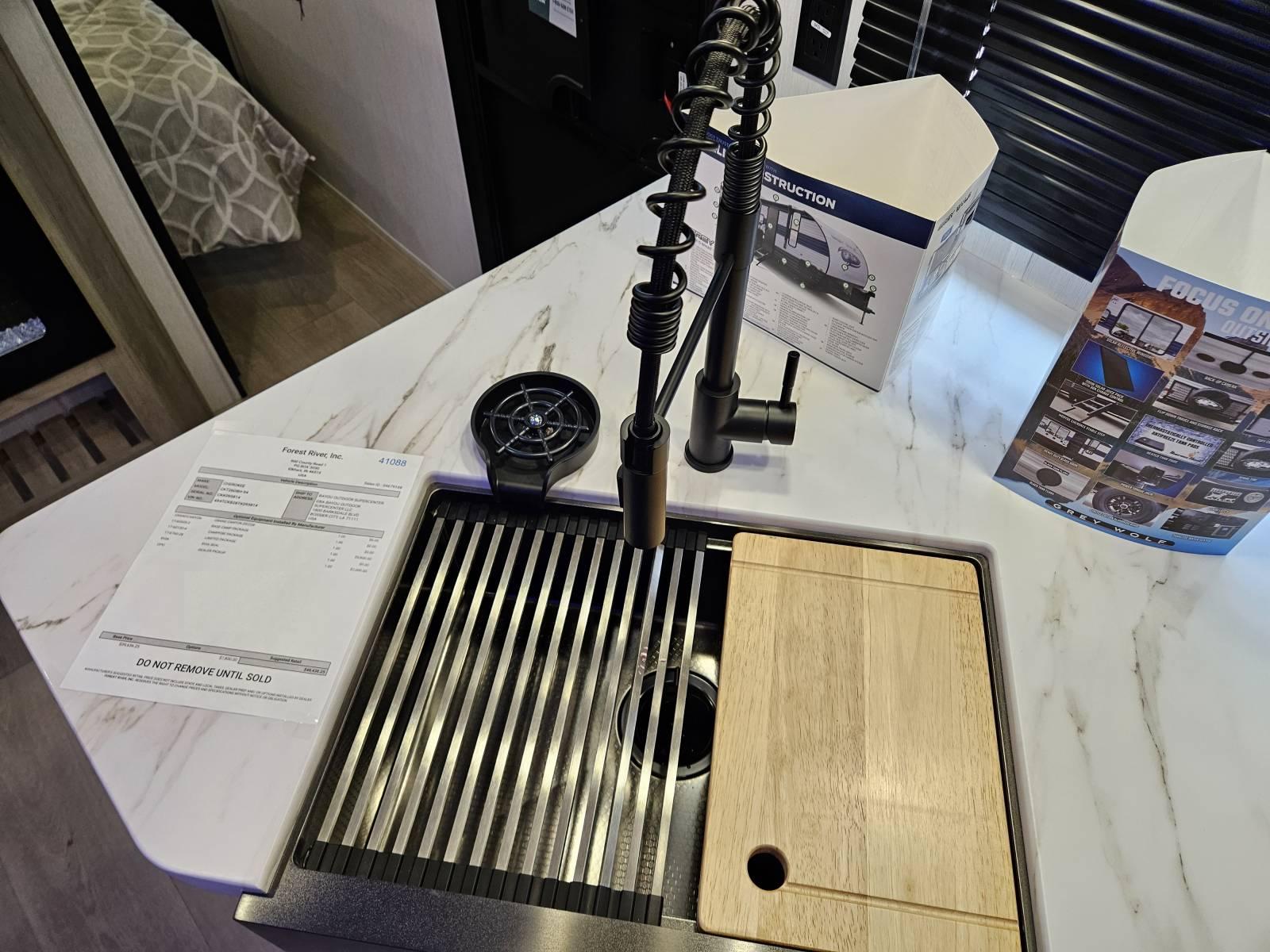 2026 Forest River 2026 Forest River Cherokee Grey Wolf - thumbnail 10