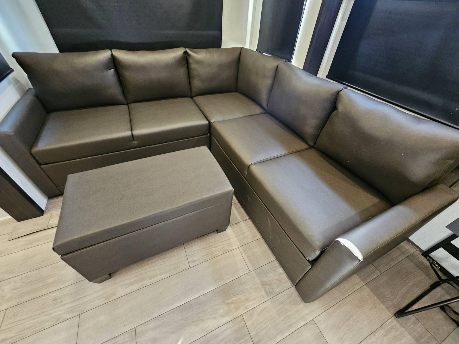 2026 Forest River 2026 Forest River Cherokee Arctic Wolf - thumbnail 6