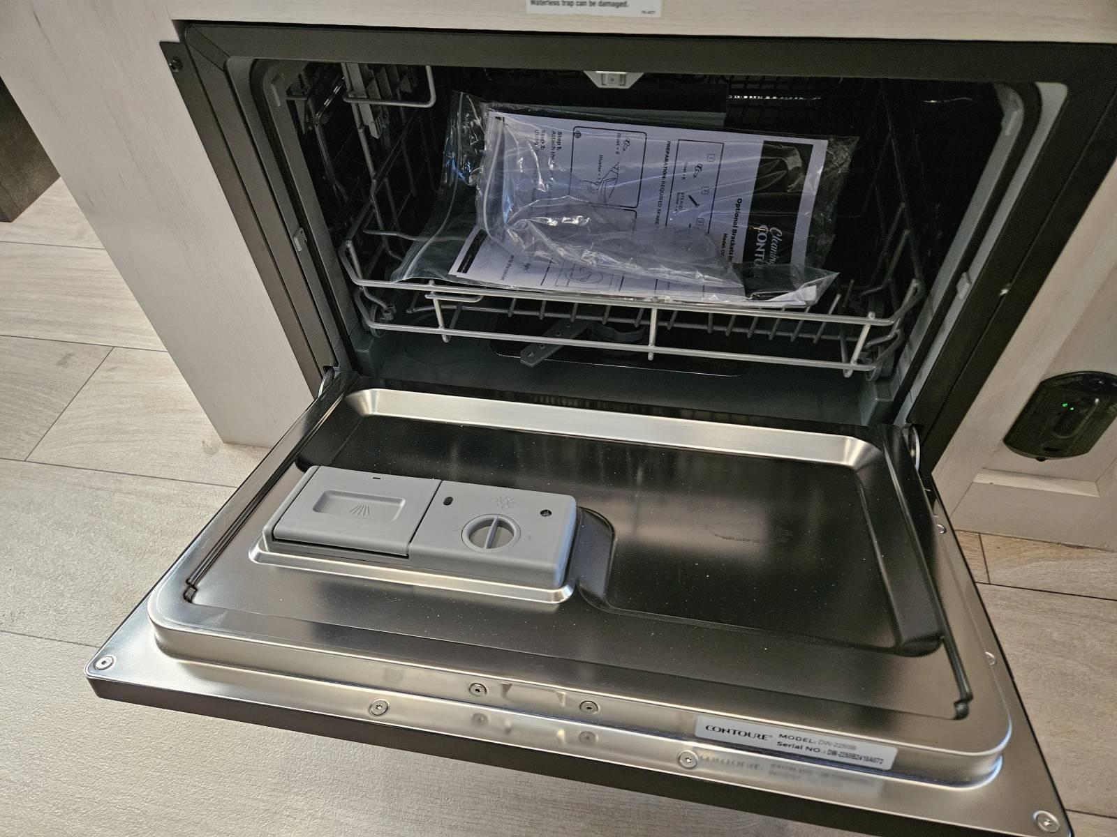 2026 Forest River 2026 Forest River Cherokee Arctic Wolf - thumbnail 13