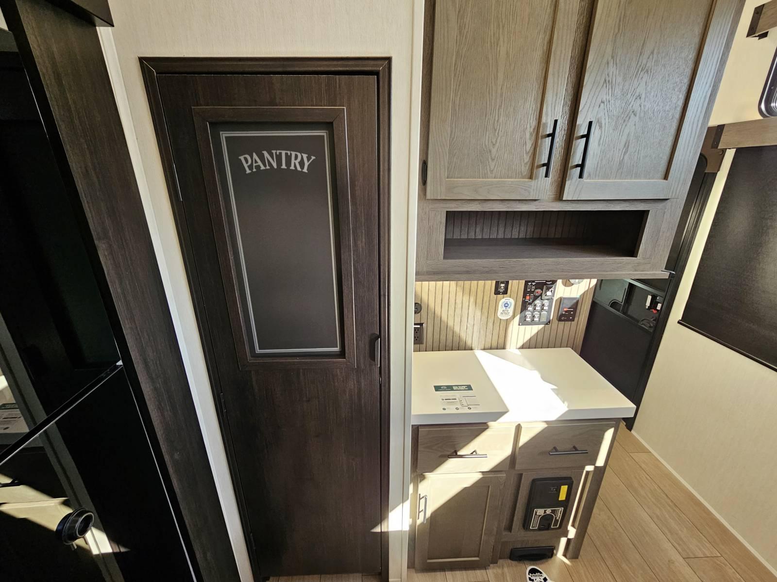 2026 Forest River 2026 Forest River Cherokee Arctic Wolf - thumbnail 15