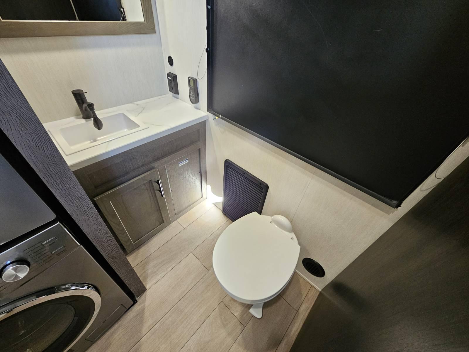 2026 Forest River 2026 Forest River Cherokee Arctic Wolf - thumbnail 21