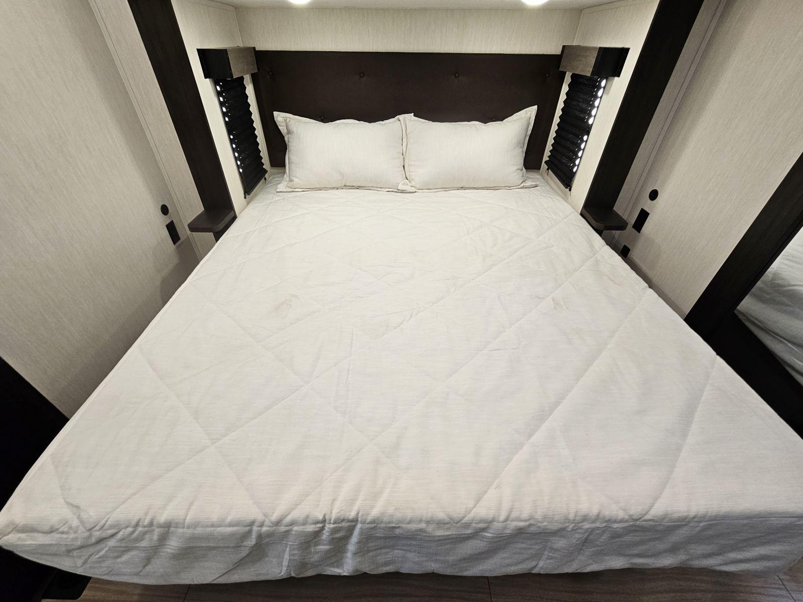 2026 Forest River 2026 Forest River Cherokee Arctic Wolf - thumbnail 23