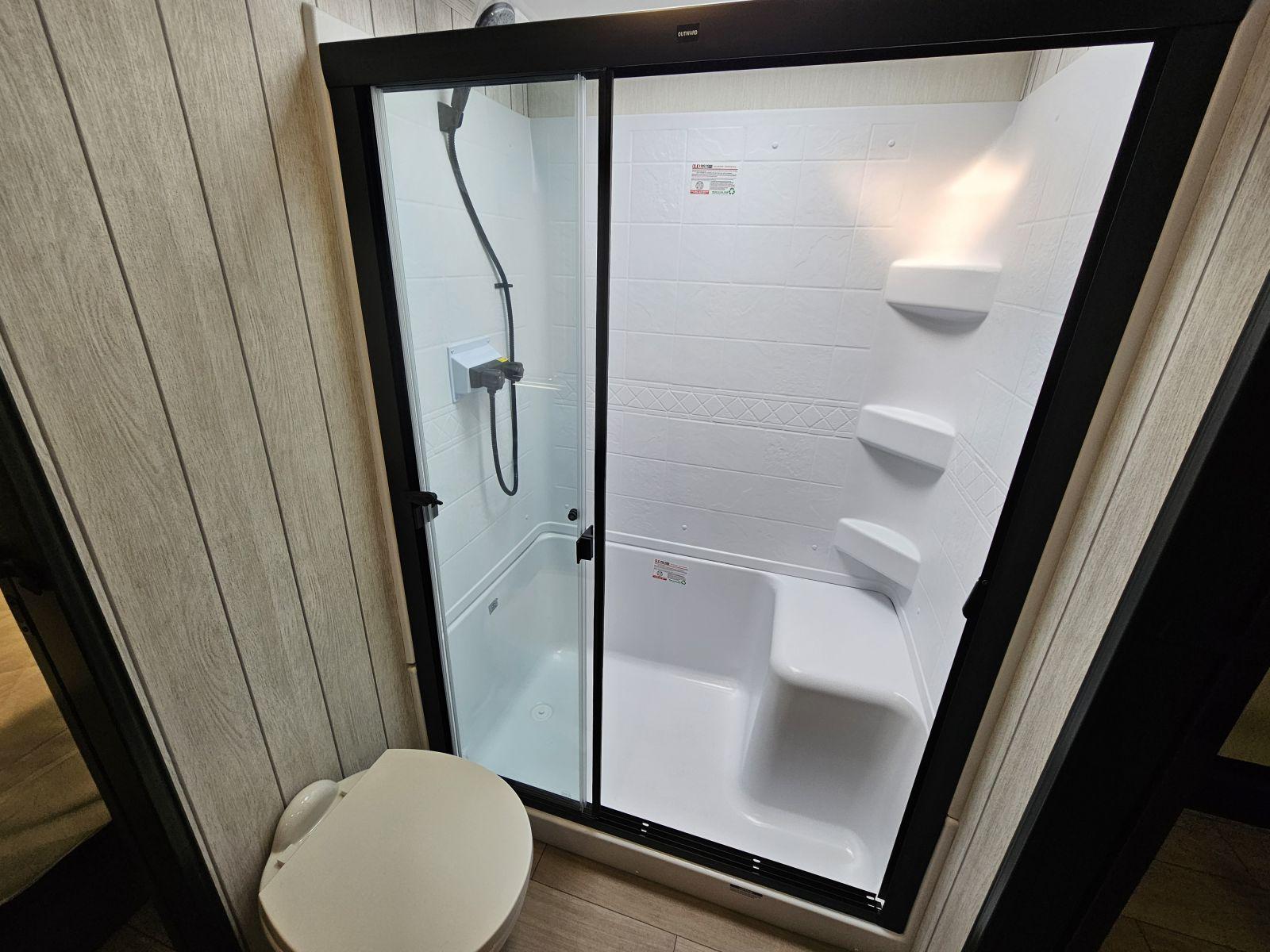 2026 Forest River 2026 Forest River Cherokee Arctic Wolf - thumbnail 28