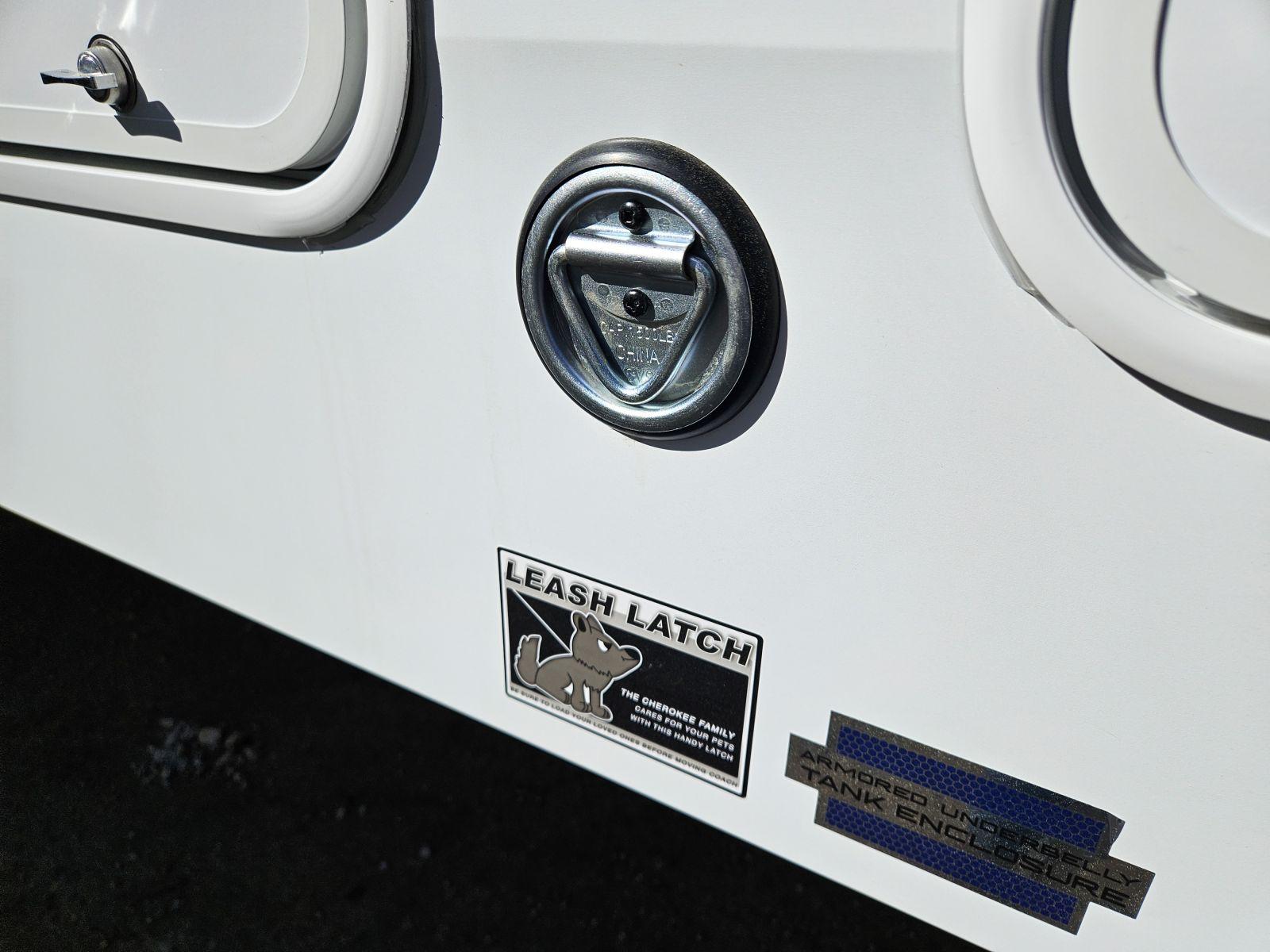 2026 Forest River 2026 Forest River Cherokee Arctic Wolf - thumbnail 37