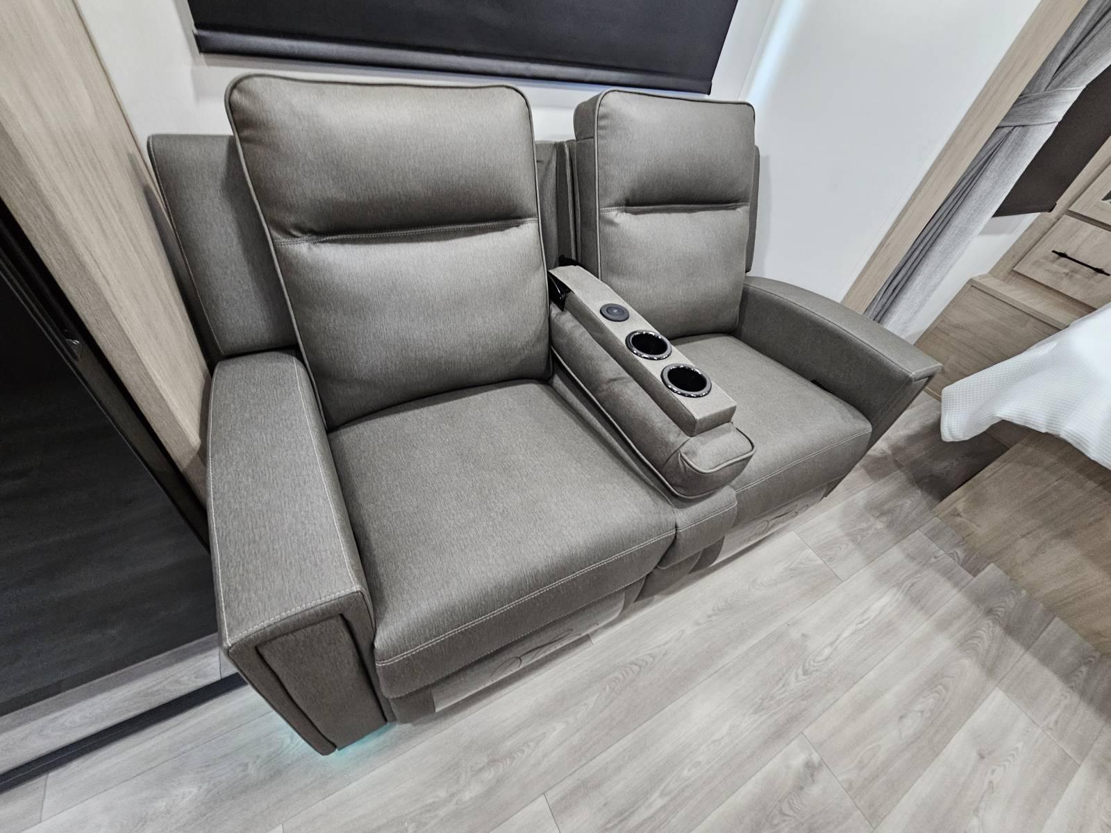 2026 Grand Design 2026 Grand Design Imagine XLS - thumbnail 6