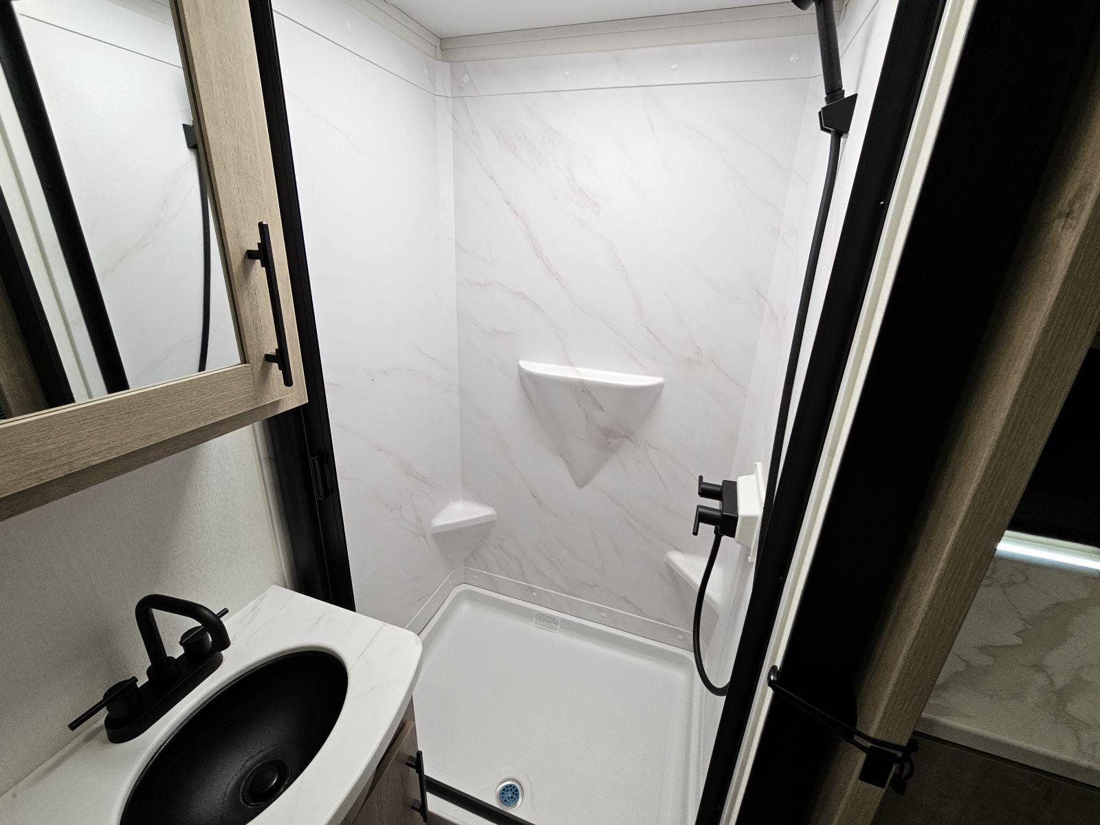 2026 Grand Design 2026 Grand Design Imagine XLS - thumbnail 17