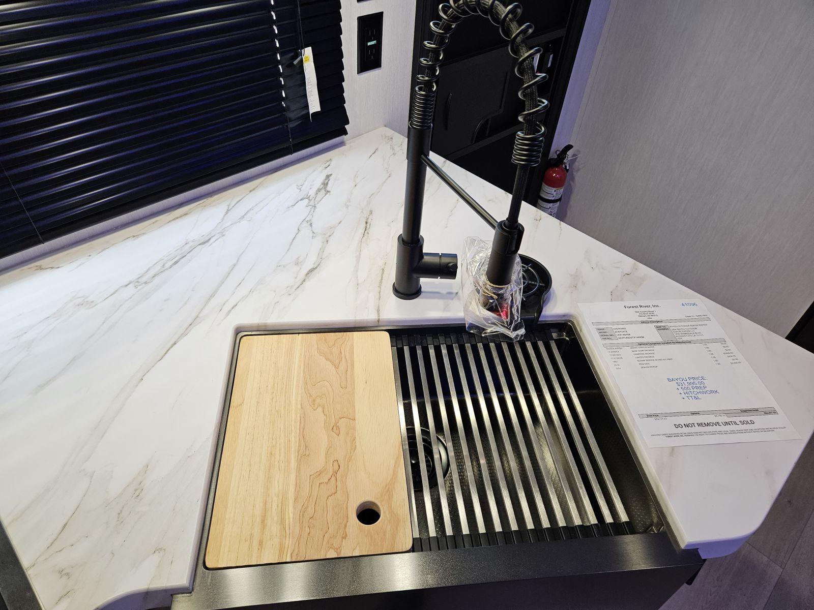 2026 Forest River 2026 Forest River Cherokee Grey Wolf - thumbnail 8