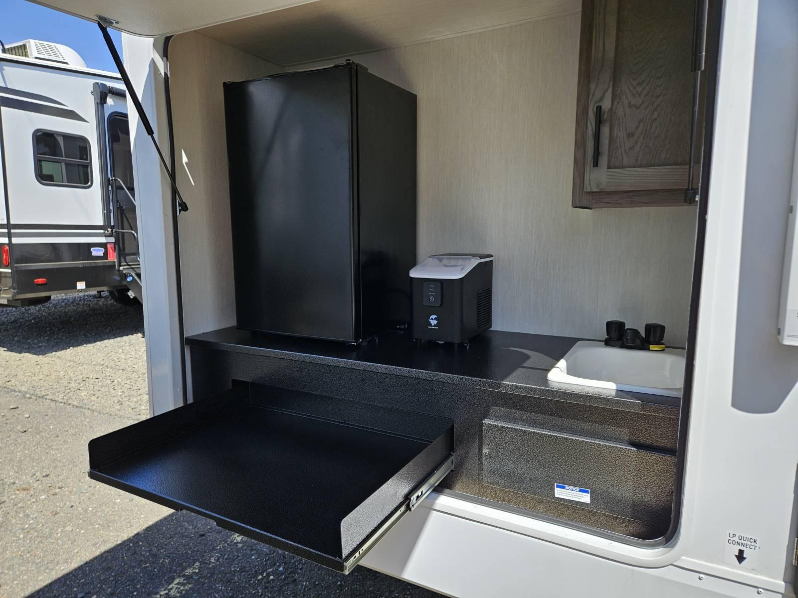 2026 Forest River 2026 Forest River Cherokee Alpha Wolf - thumbnail 23