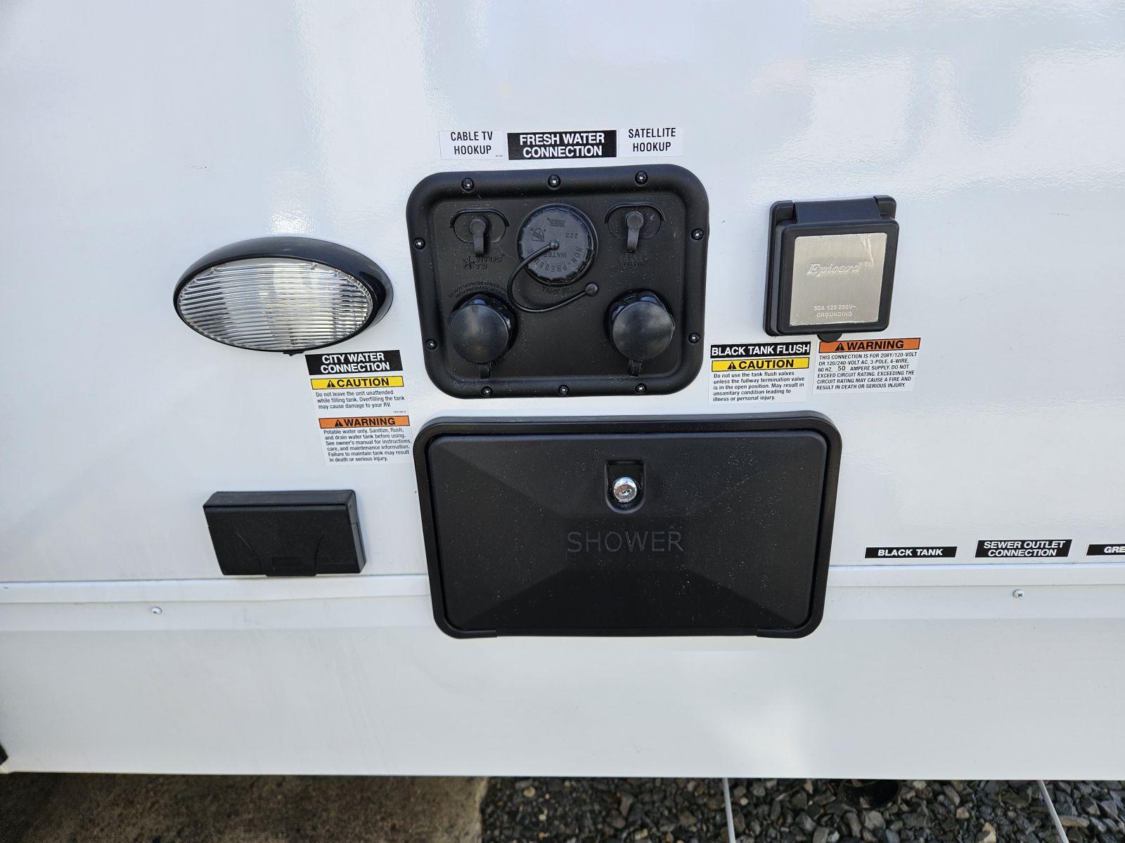 2026 Forest River 2026 Forest River Cherokee Alpha Wolf - thumbnail 28