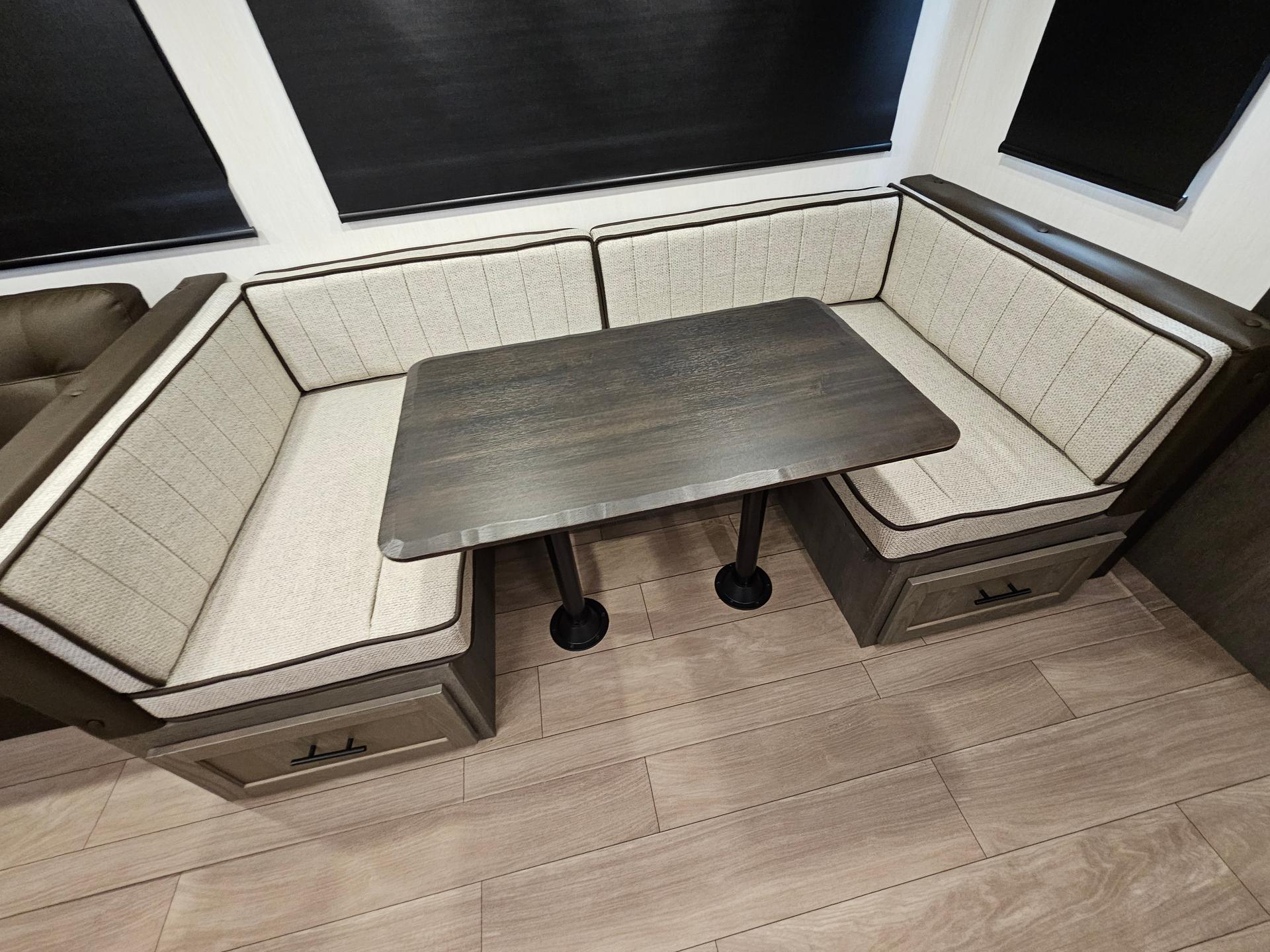 2026 Forest River 2026 Forest River Cherokee Alpha Wolf - thumbnail 13