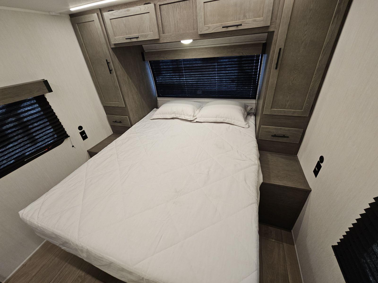 2026 Forest River 2026 Forest River Cherokee Alpha Wolf - thumbnail 14