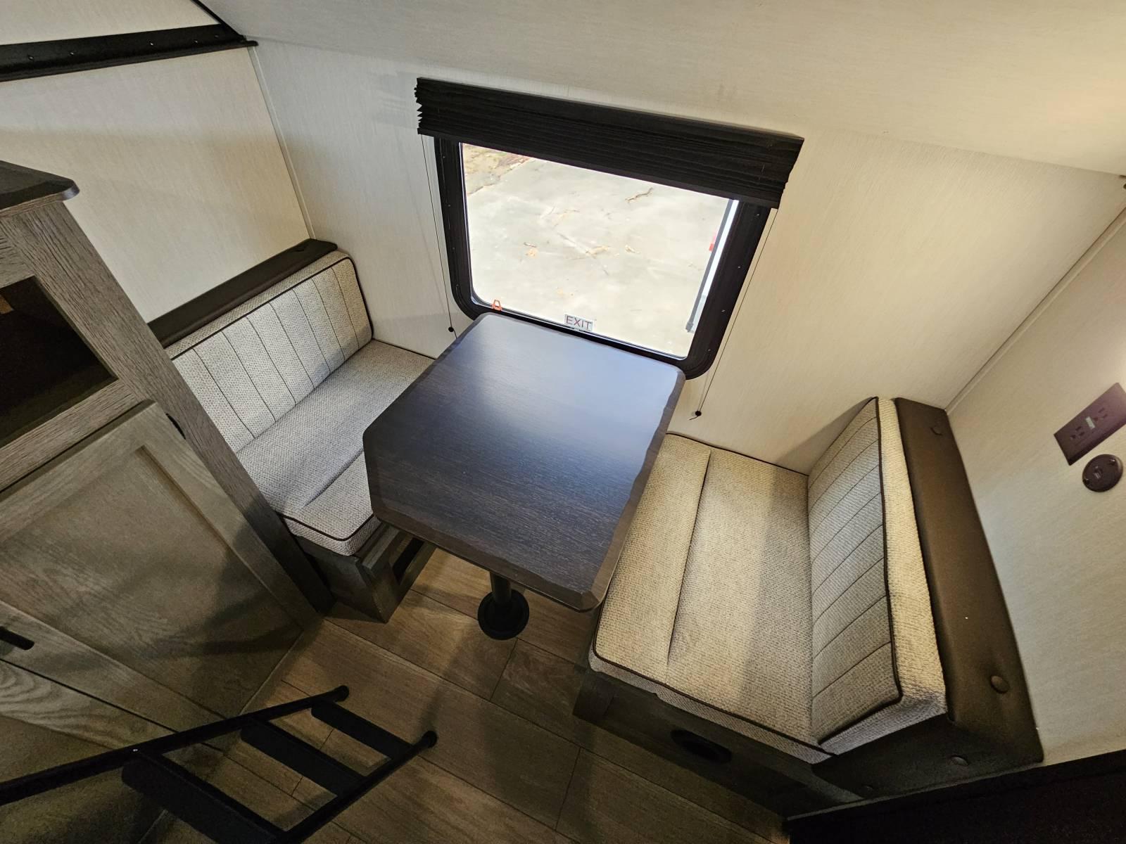 2026 Forest River 2026 Forest River Cherokee Alpha Wolf - thumbnail 17