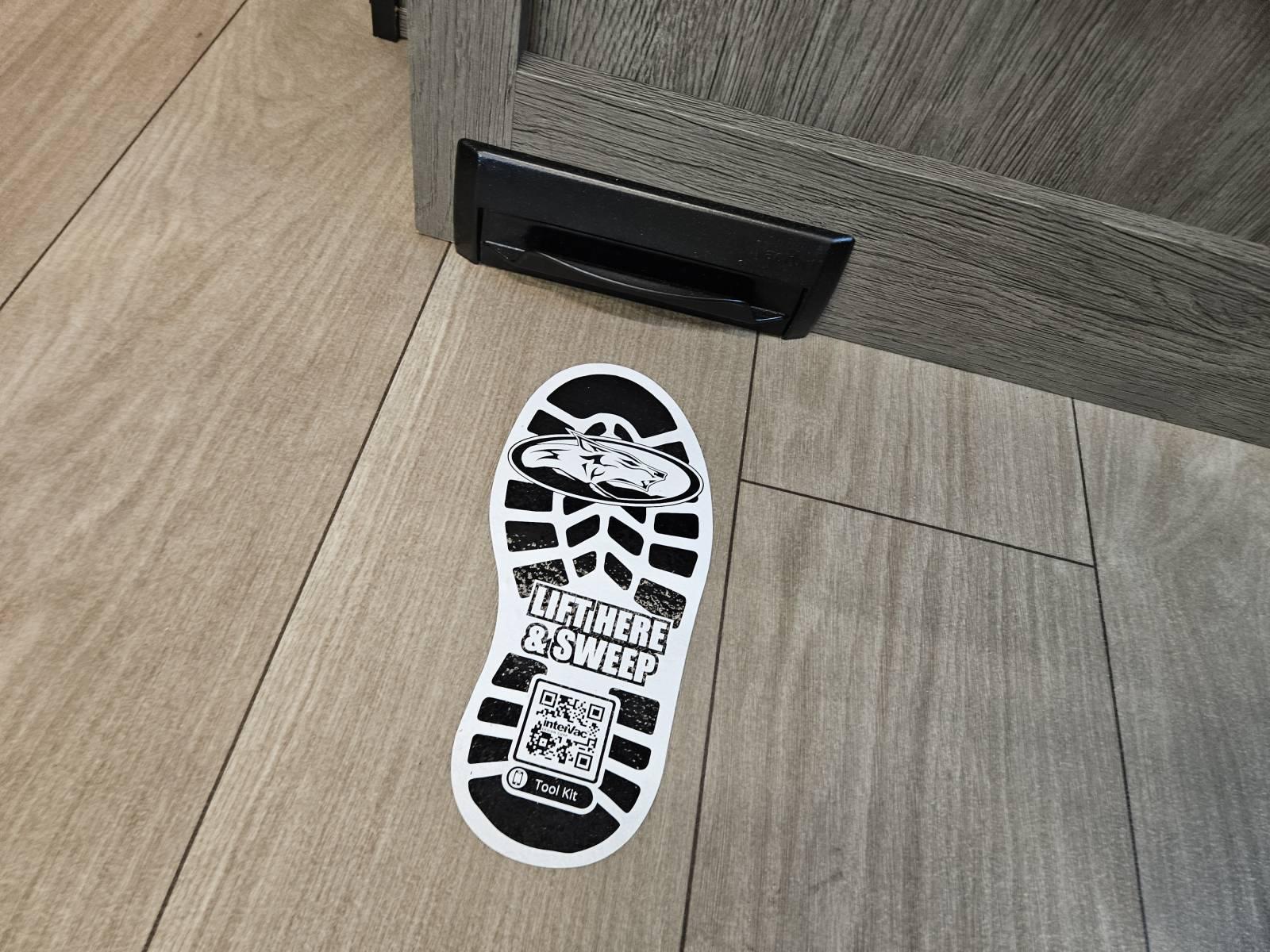 2026 Forest River 2026 Forest River Cherokee Alpha Wolf - thumbnail 21