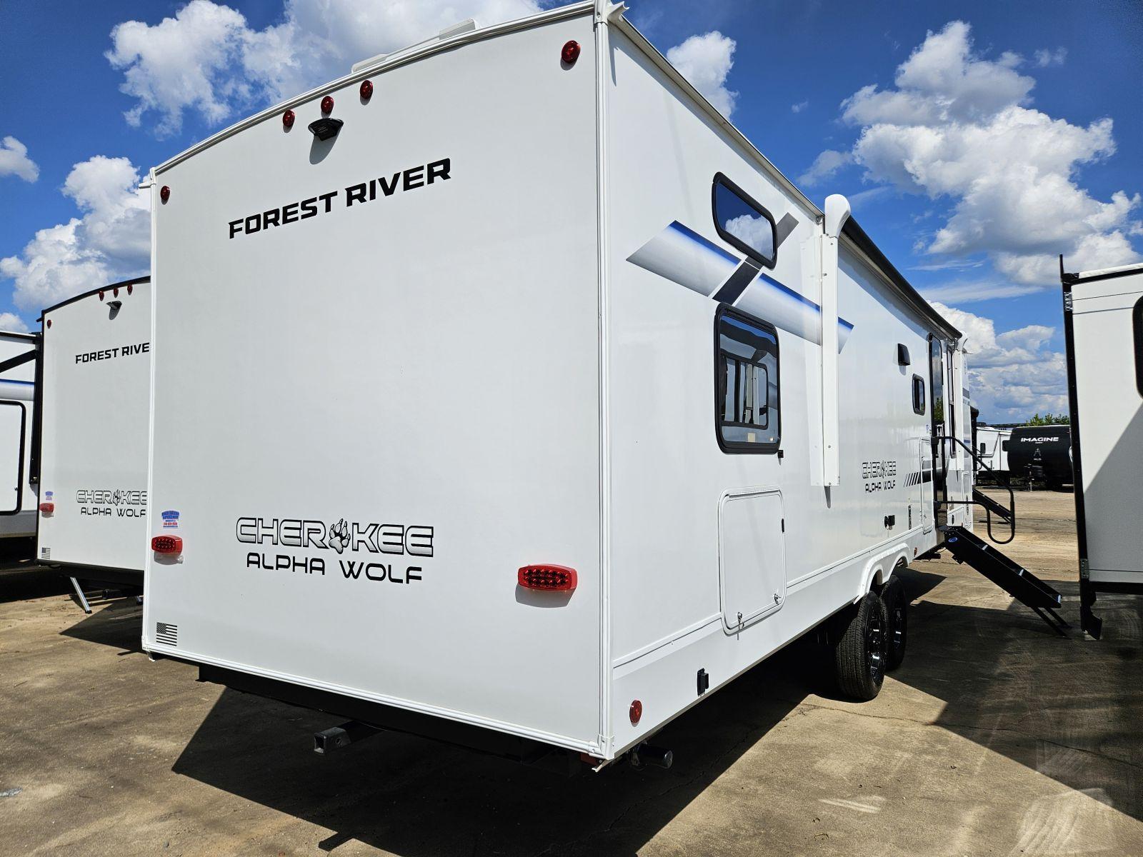 2026 Forest River 2026 Forest River Cherokee Alpha Wolf - thumbnail 32