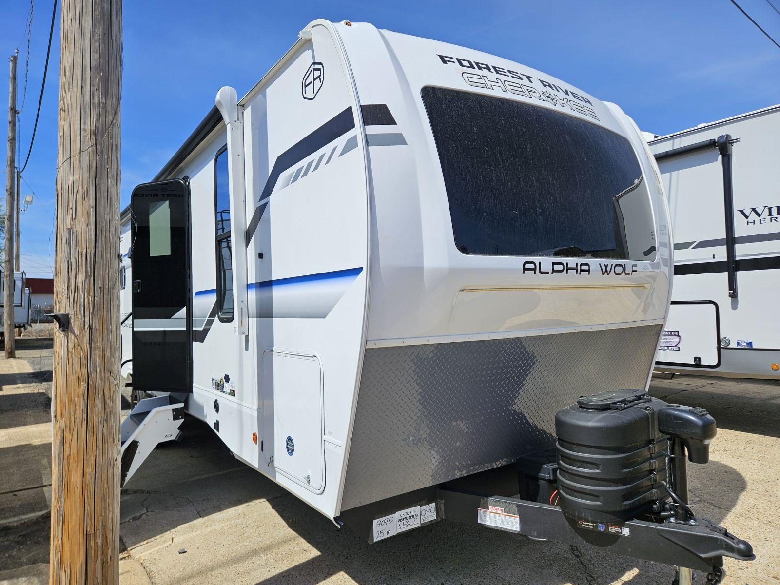 2026 Forest River 2026 Forest River Cherokee Alpha Wolf - thumbnail 34