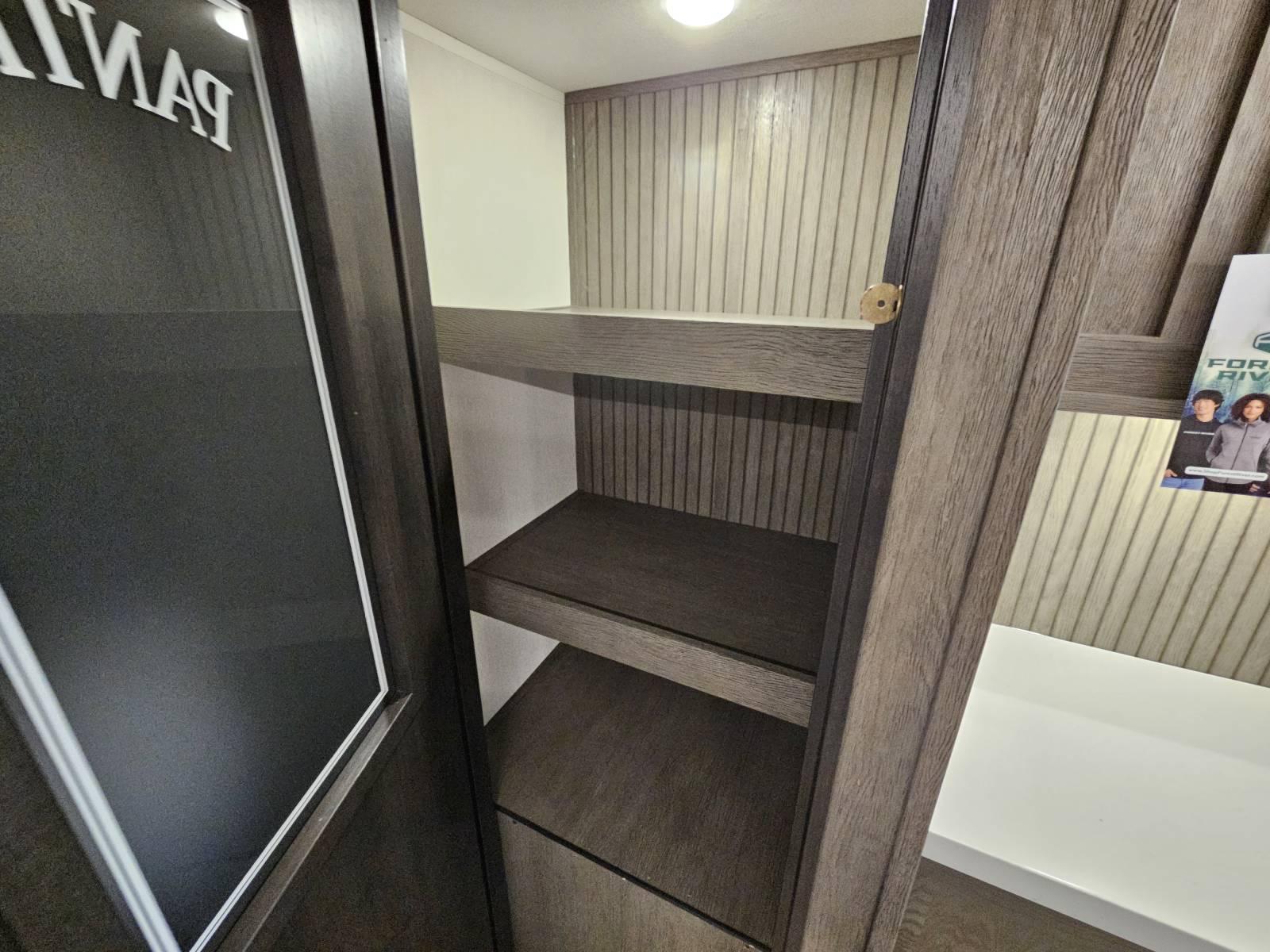 2026 Forest River 2026 Forest River Cherokee Alpha Wolf - thumbnail 13