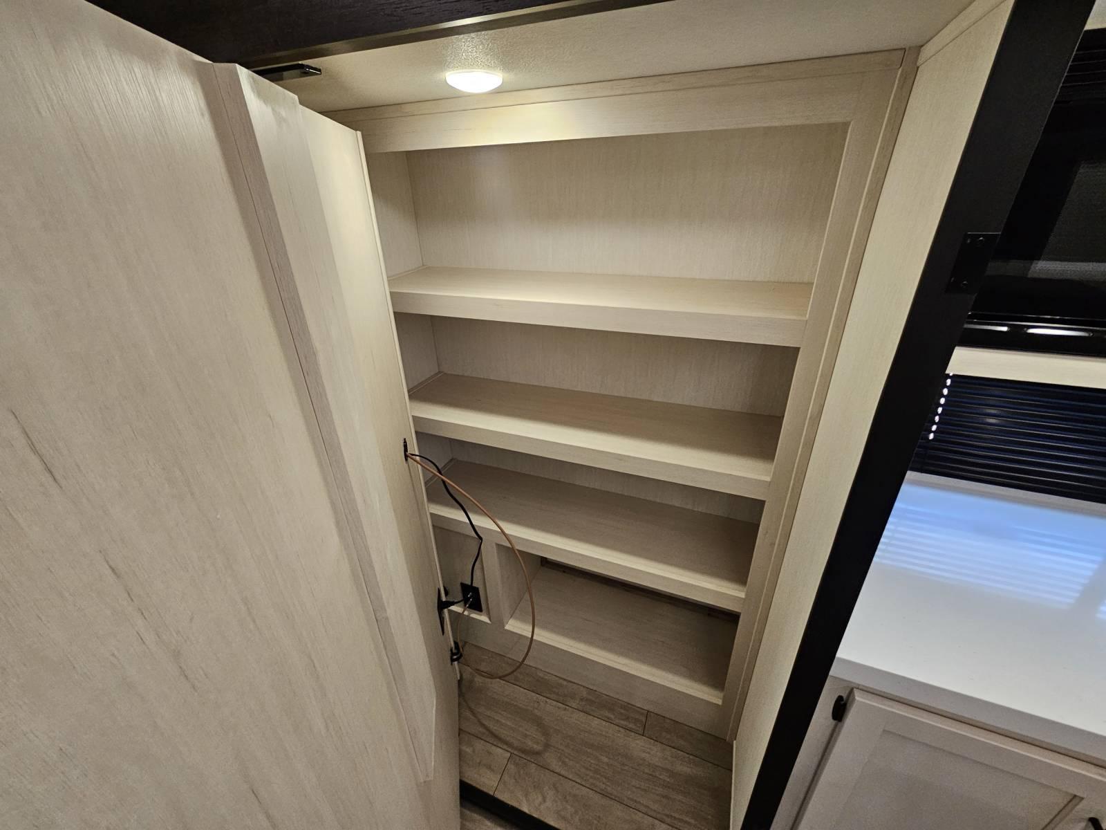 2026 Forest River 2026 Forest River Cherokee Alpha Wolf - thumbnail 14