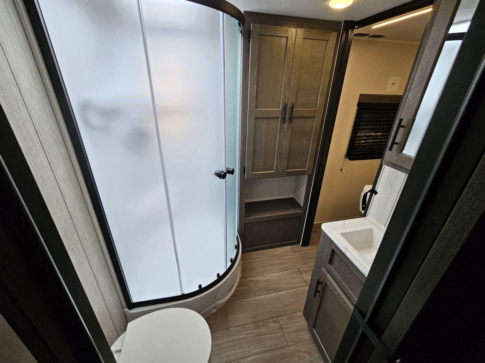 2026 Forest River 2026 Forest River Cherokee Alpha Wolf - thumbnail 17