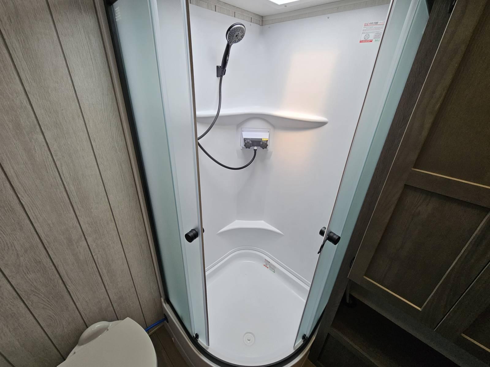 2026 Forest River 2026 Forest River Cherokee Alpha Wolf - thumbnail 20