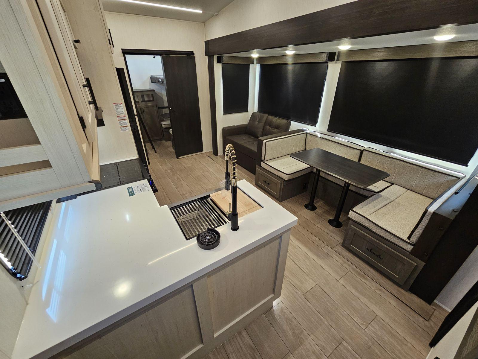 2026 Forest River 2026 Forest River Cherokee Arctic Wolf - thumbnail 4