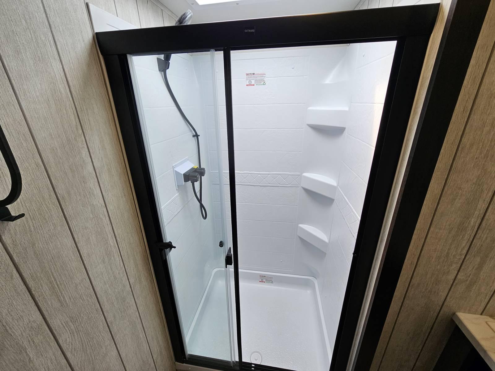 2026 Forest River 2026 Forest River Cherokee Arctic Wolf - thumbnail 23