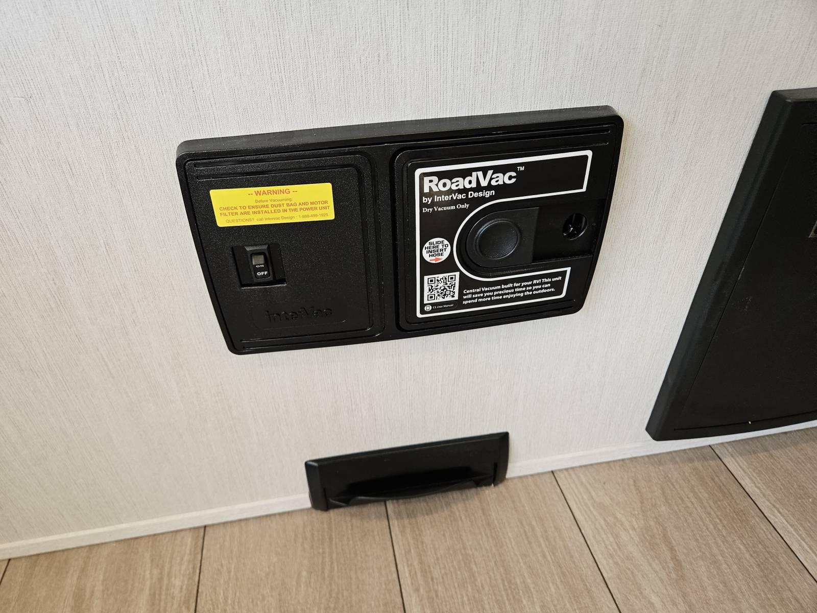 2026 Forest River 2026 Forest River Cherokee Arctic Wolf - thumbnail 25