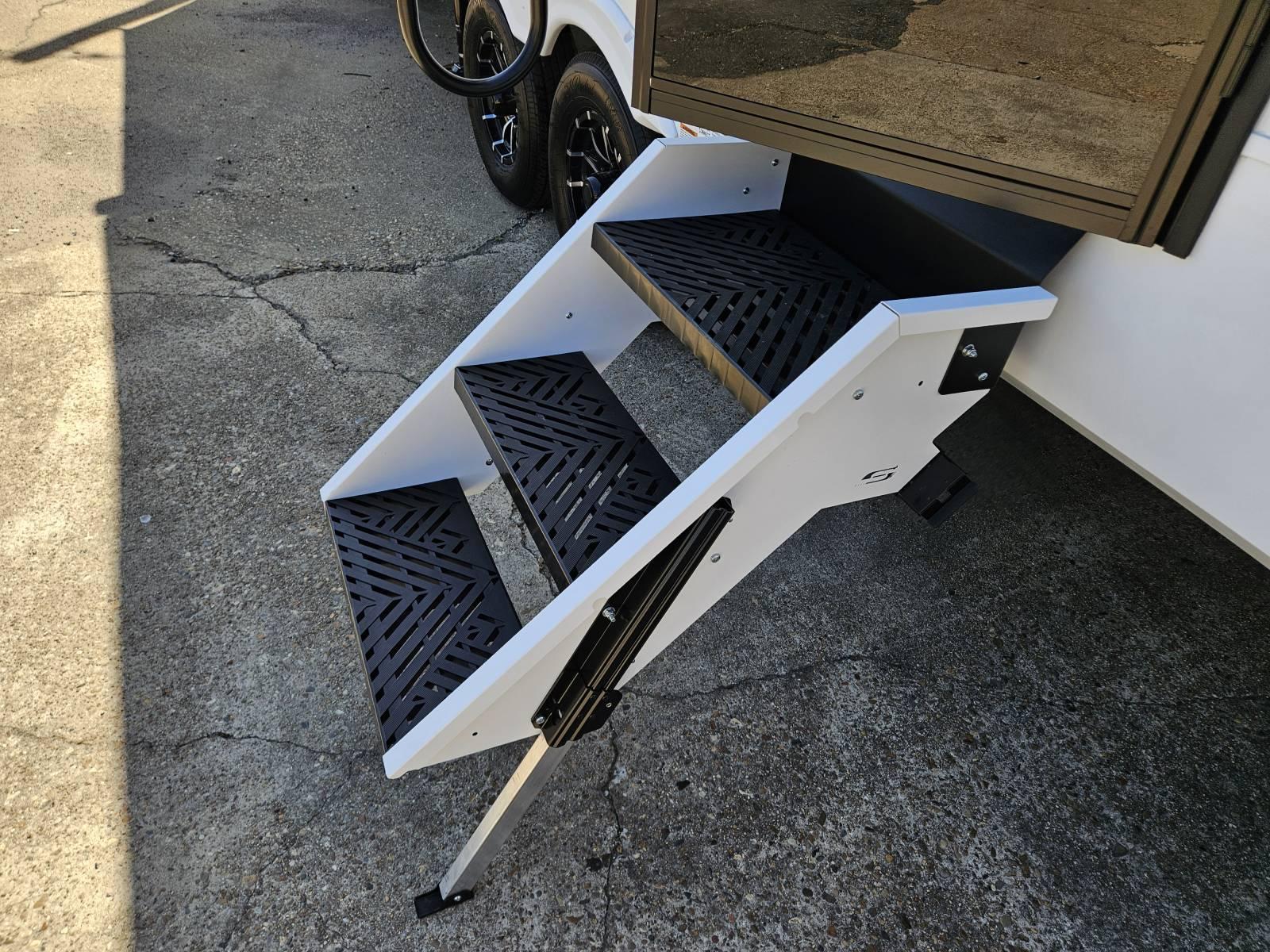 2026 Forest River 2026 Forest River Cherokee Arctic Wolf - thumbnail 28