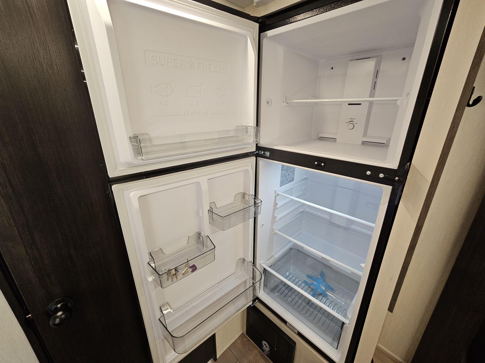 2026 Forest River 2026 Forest River Cherokee Alpha Wolf - thumbnail 11