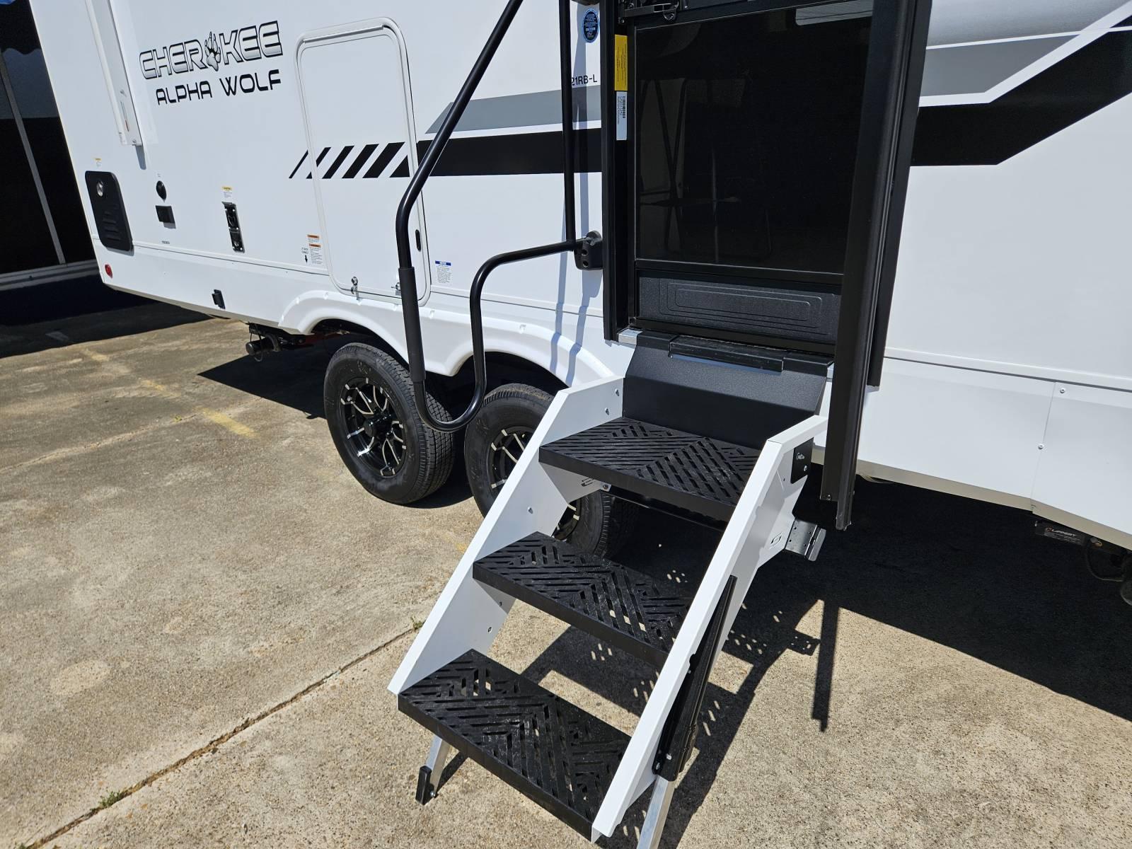 2026 Forest River 2026 Forest River Cherokee Alpha Wolf - thumbnail 22