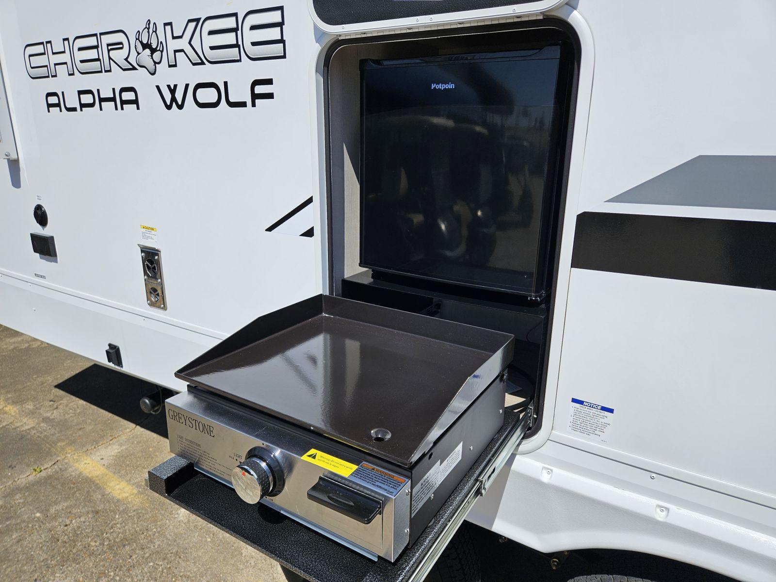 2026 Forest River 2026 Forest River Cherokee Alpha Wolf - thumbnail 23