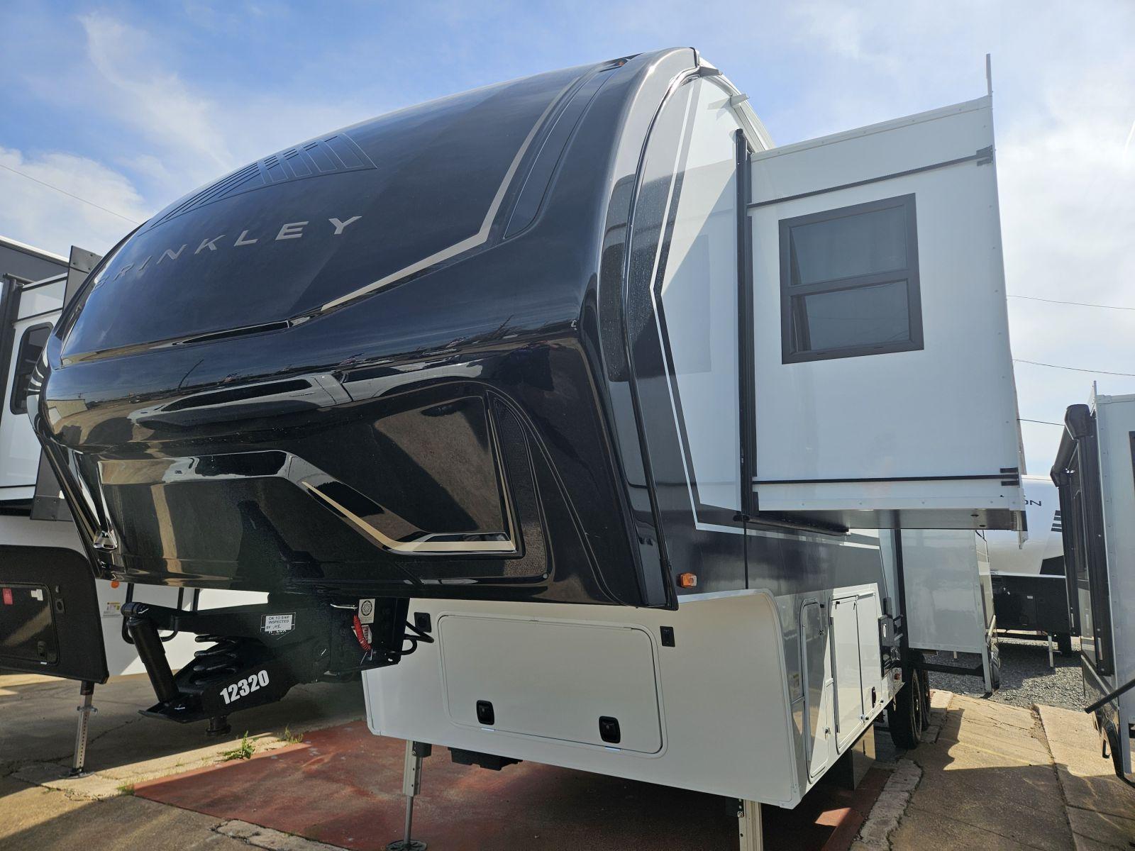 2026 Brinkley 2026 Brinkley Model Z - thumbnail 3