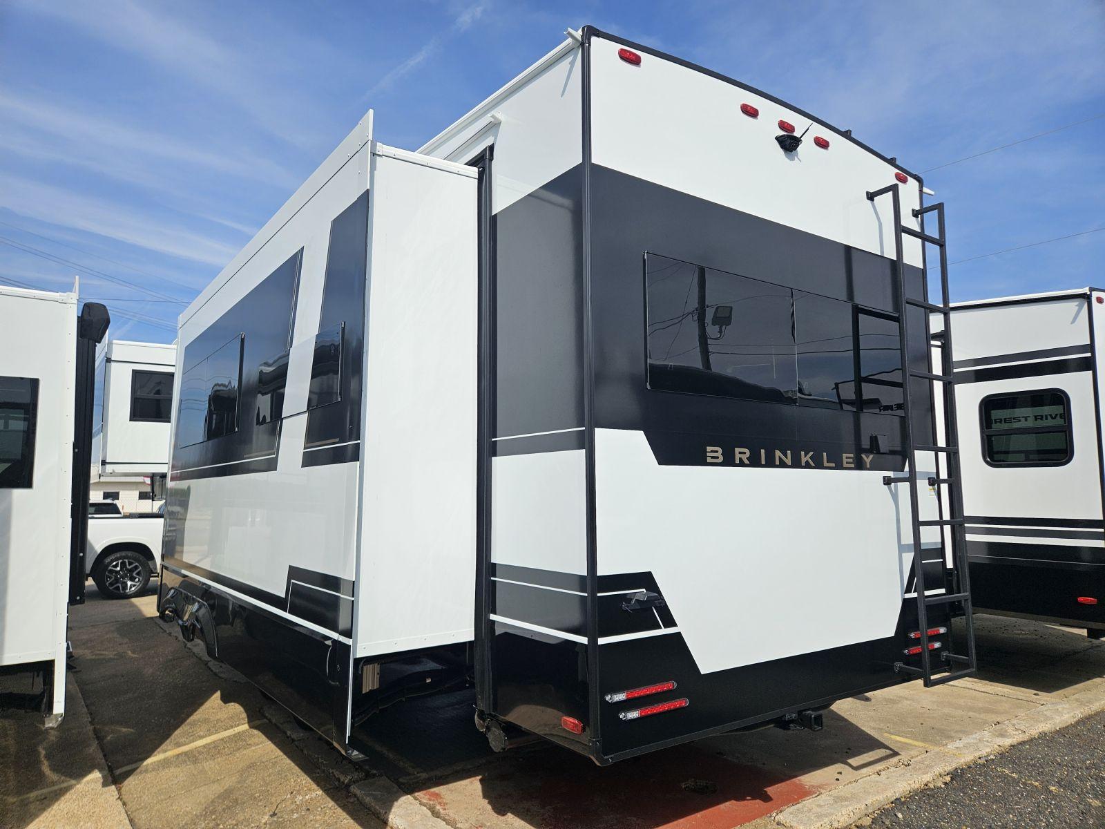 2026 Brinkley 2026 Brinkley Model Z - thumbnail 35