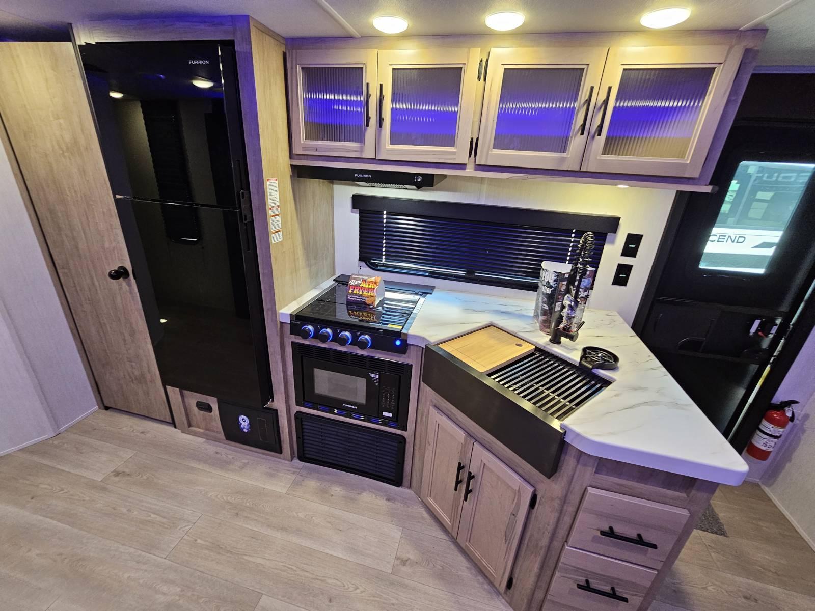 2026 Forest River 2026 Forest River Cherokee Grey Wolf - thumbnail 8