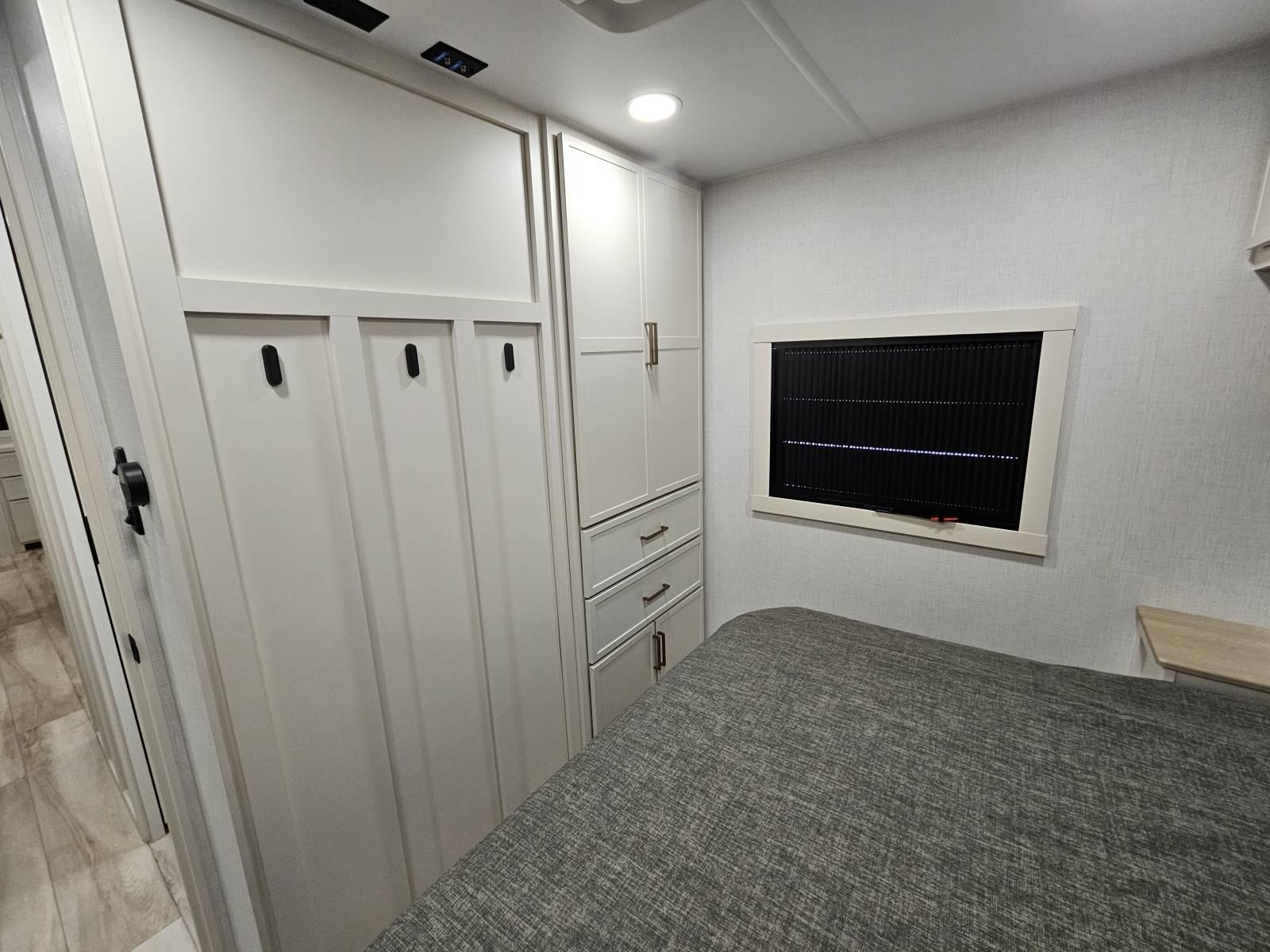 2026 Brinkley 2026 Brinkley Model I - thumbnail 19