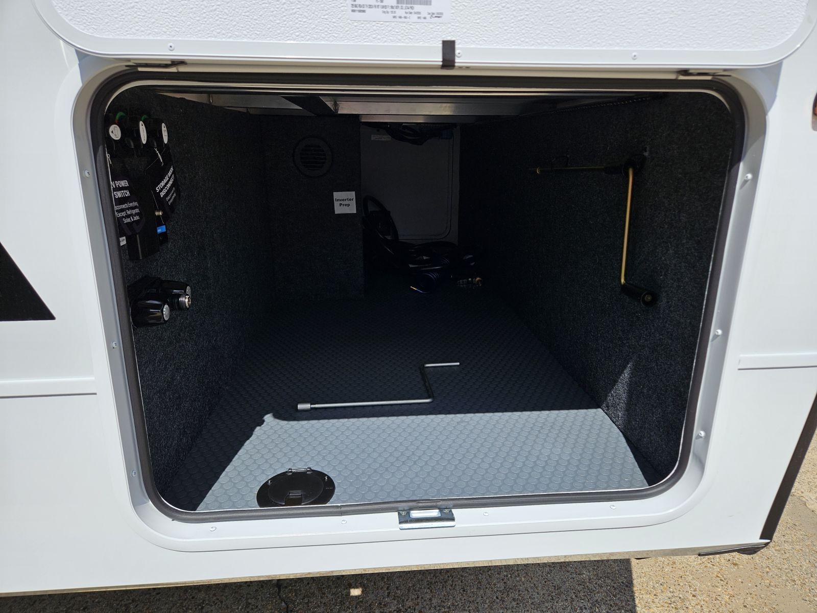 2026 Brinkley 2026 Brinkley Model I - thumbnail 25