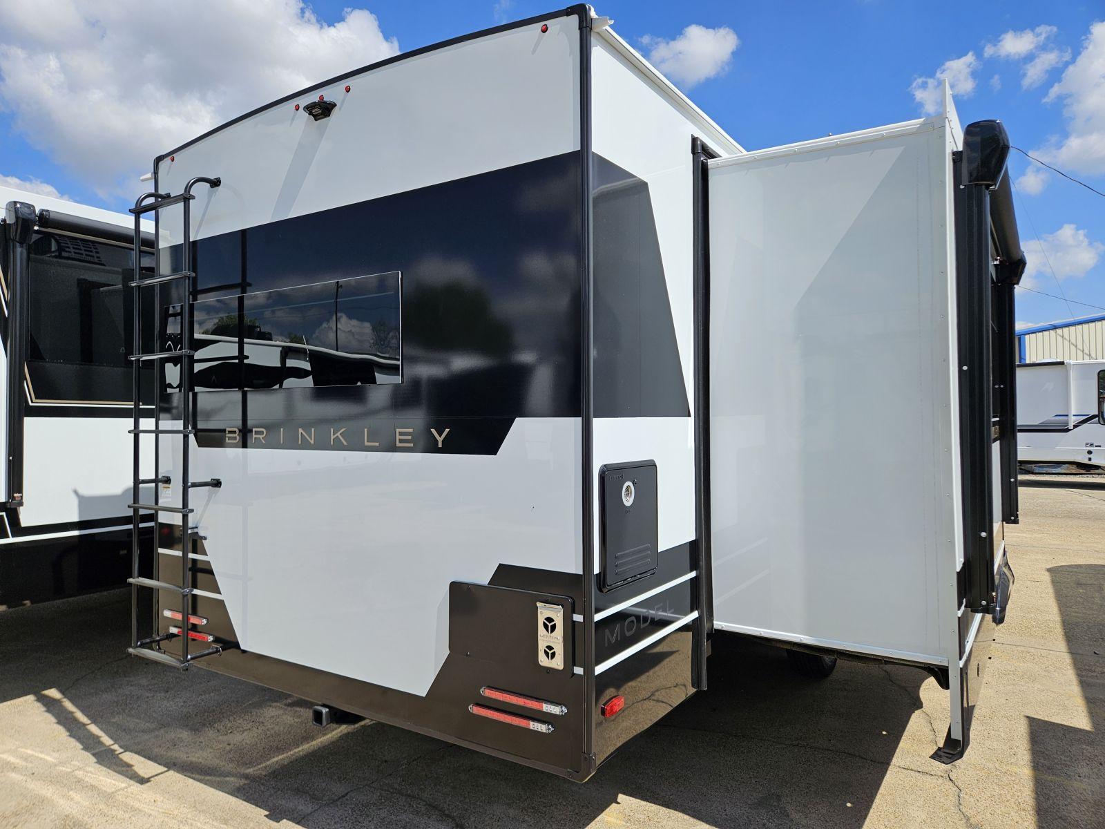 2026 Brinkley 2026 Brinkley Model I - thumbnail 30