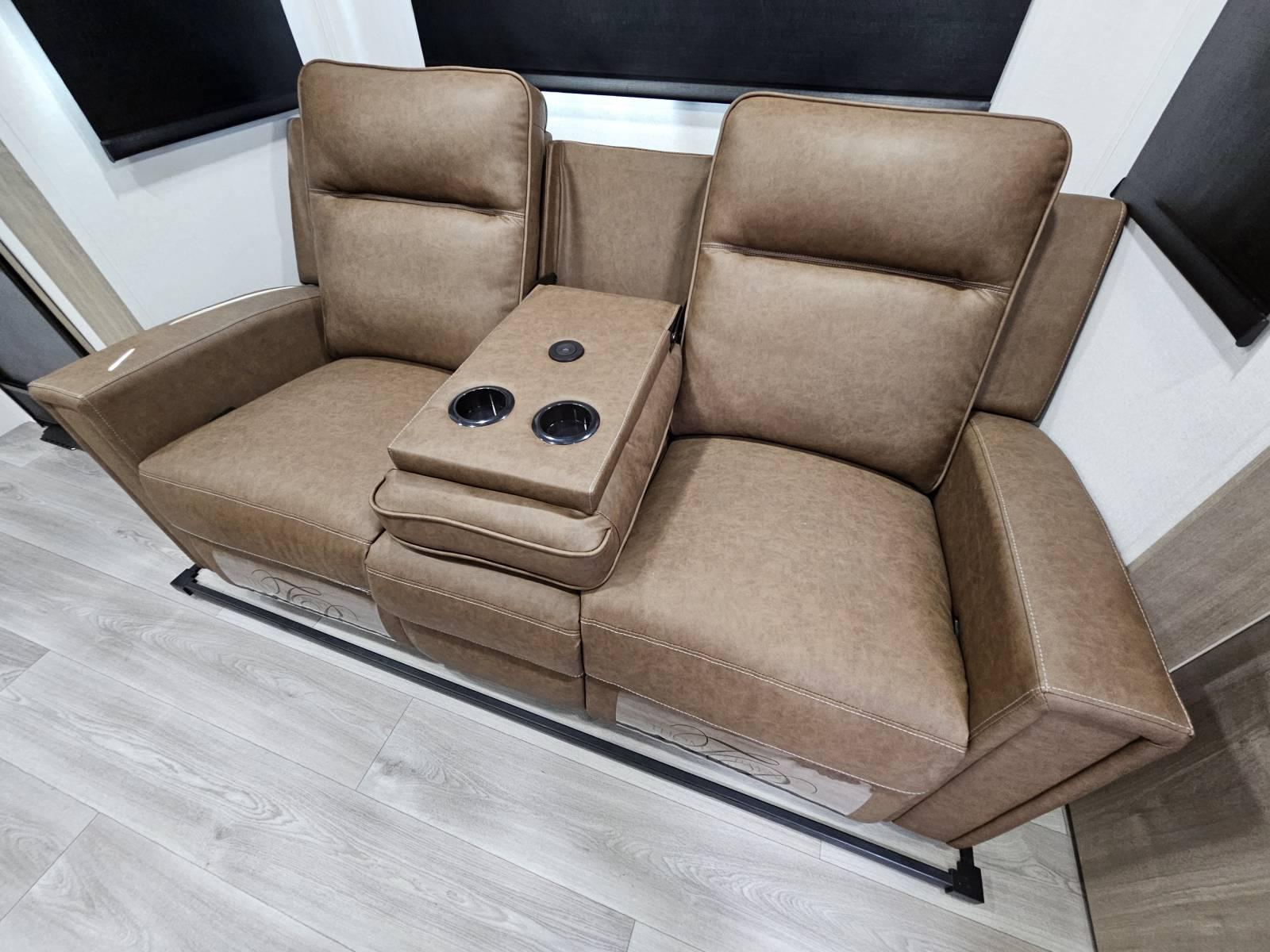 2026 Grand Design 2026 Grand Design Imagine XLS - thumbnail 6