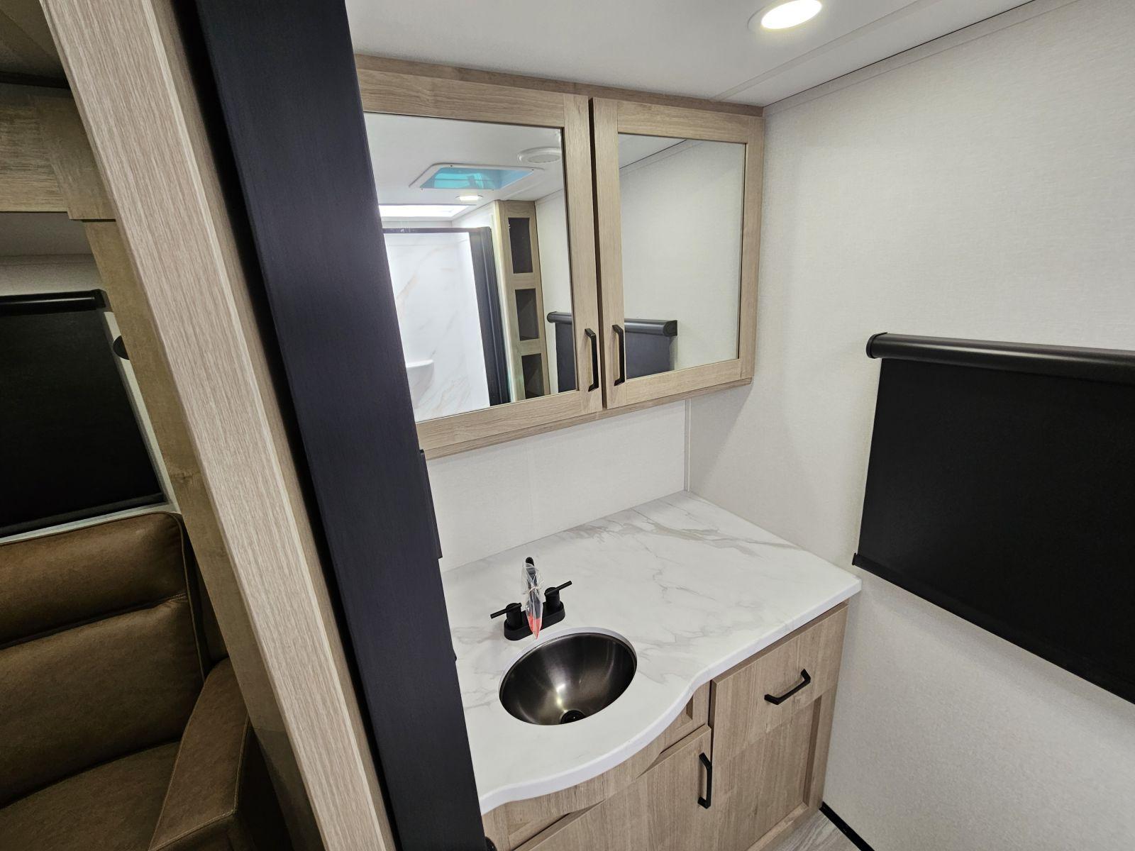 2026 Grand Design 2026 Grand Design Imagine XLS - thumbnail 14