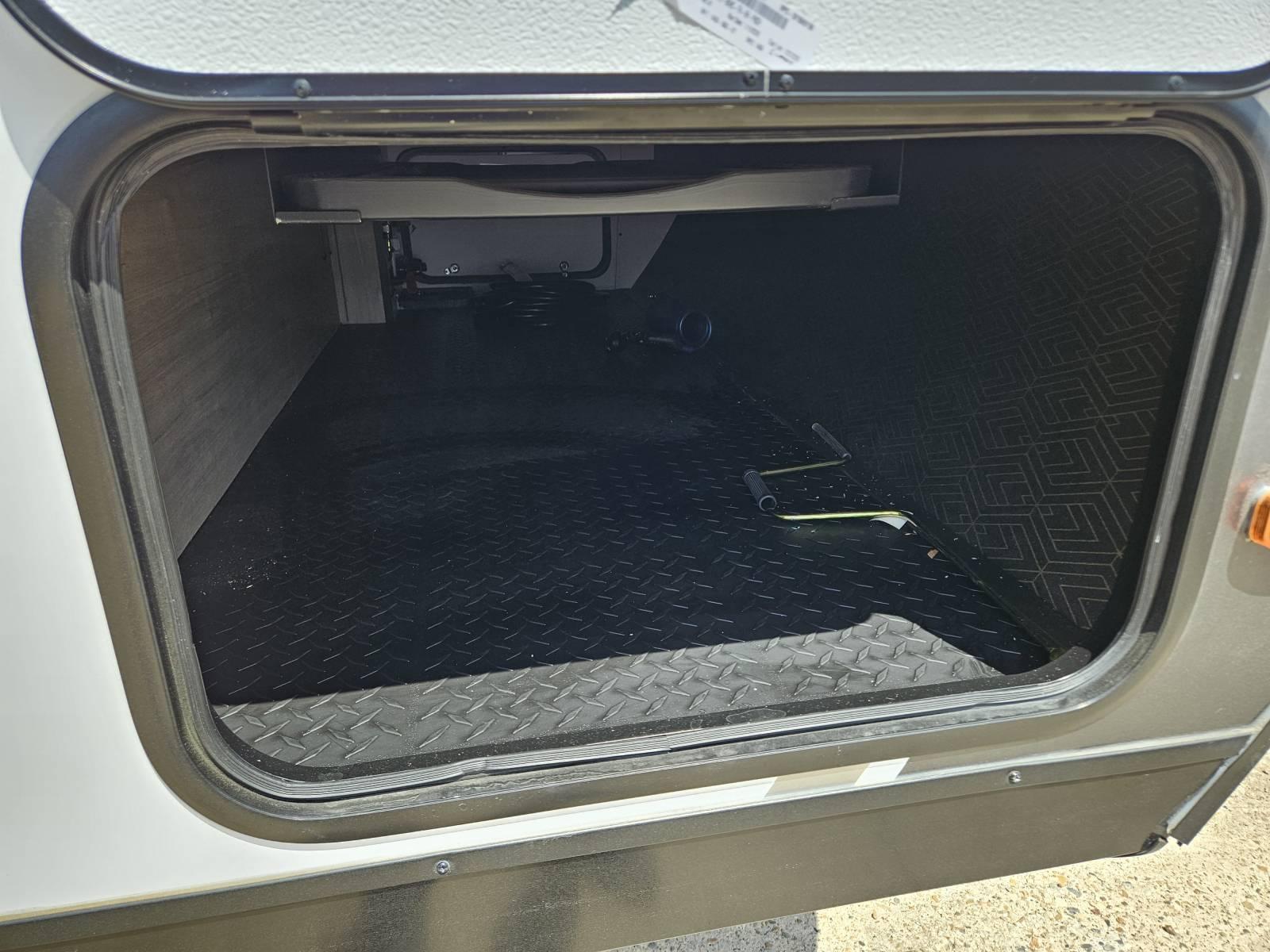 2026 Grand Design 2026 Grand Design Imagine XLS - thumbnail 18