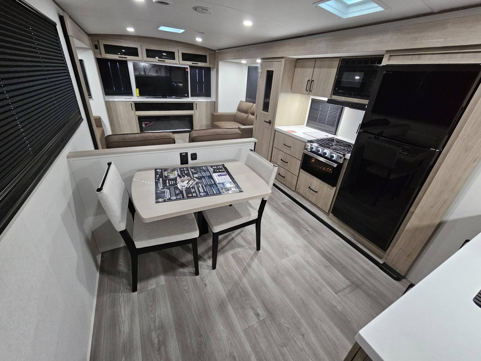 2026 Grand Design 2026 Grand Design Imagine - thumbnail 4