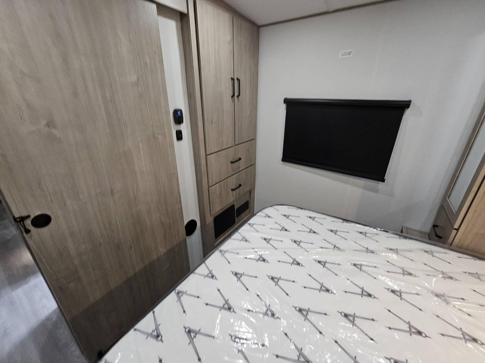 2026 Grand Design 2026 Grand Design Imagine - thumbnail 18