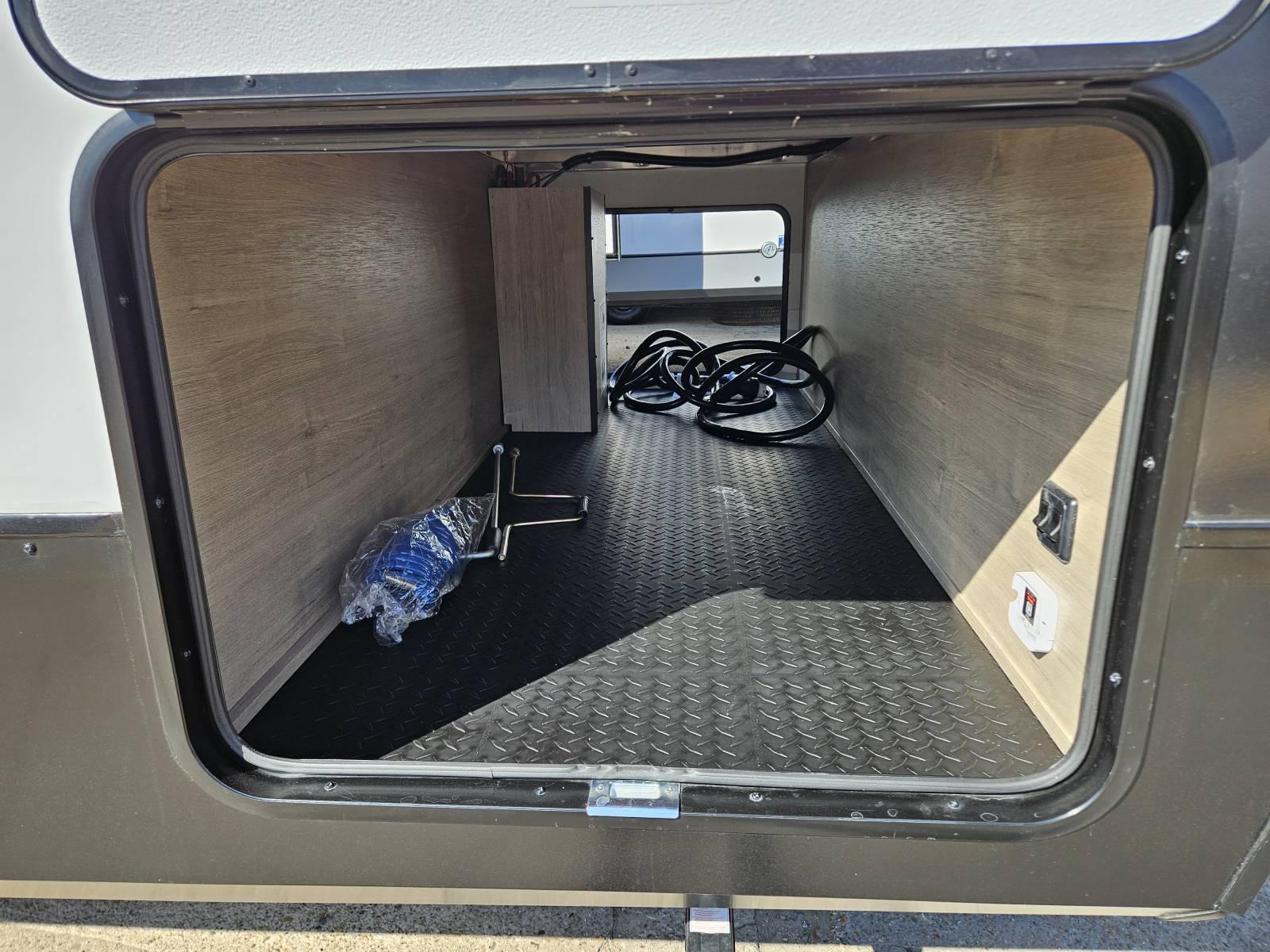 2026 Grand Design 2026 Grand Design Imagine - thumbnail 24