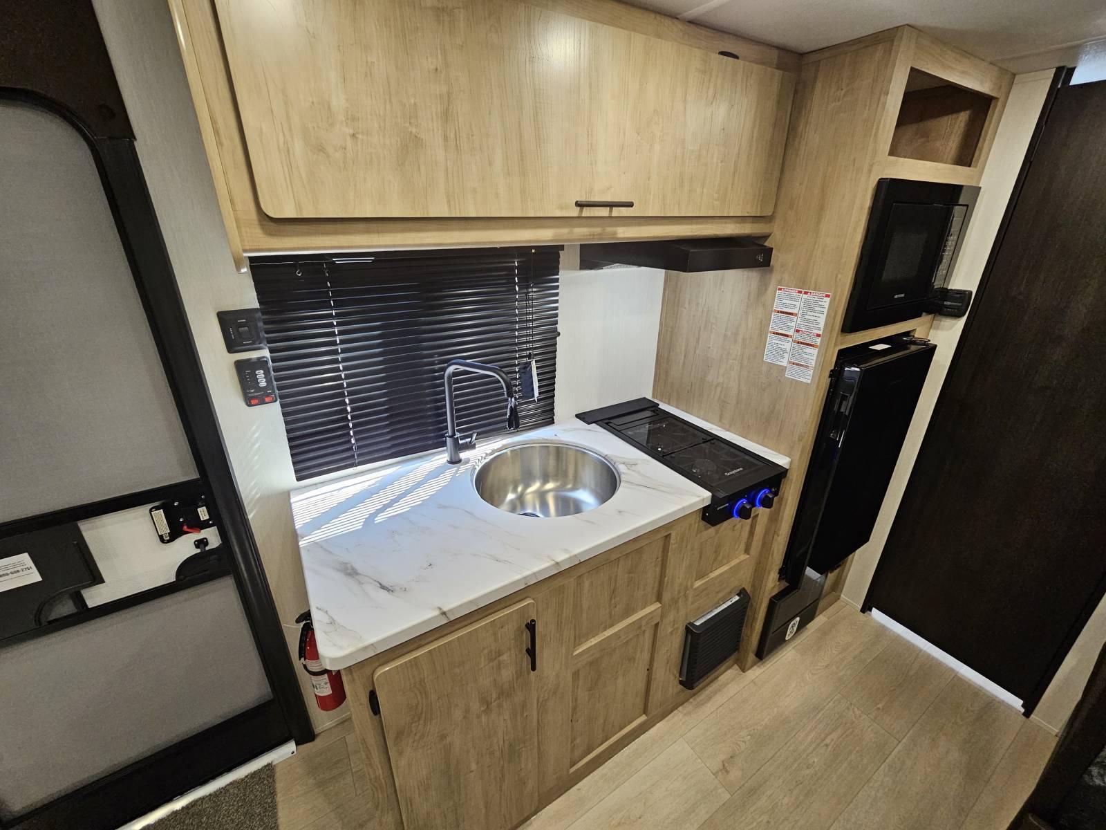 2026 Forest River 2026 Forest River Cherokee Wolf Pup - thumbnail 6